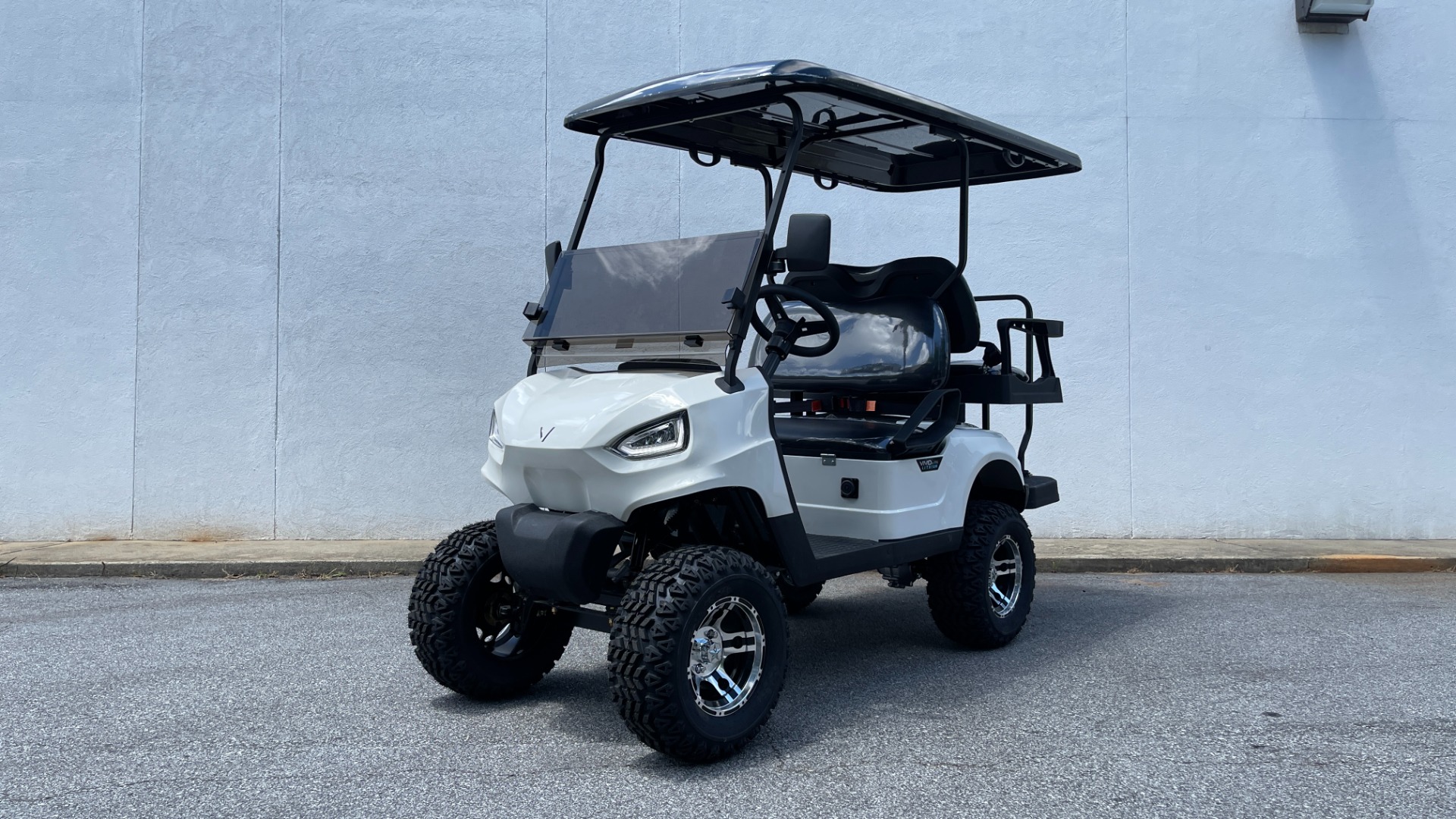 Used 2022 Other V4L 4-SEATER / 25MPH / 105AH LITHIUM BATTERY for sale $11,395 at Formula Imports in Charlotte NC 28227 2