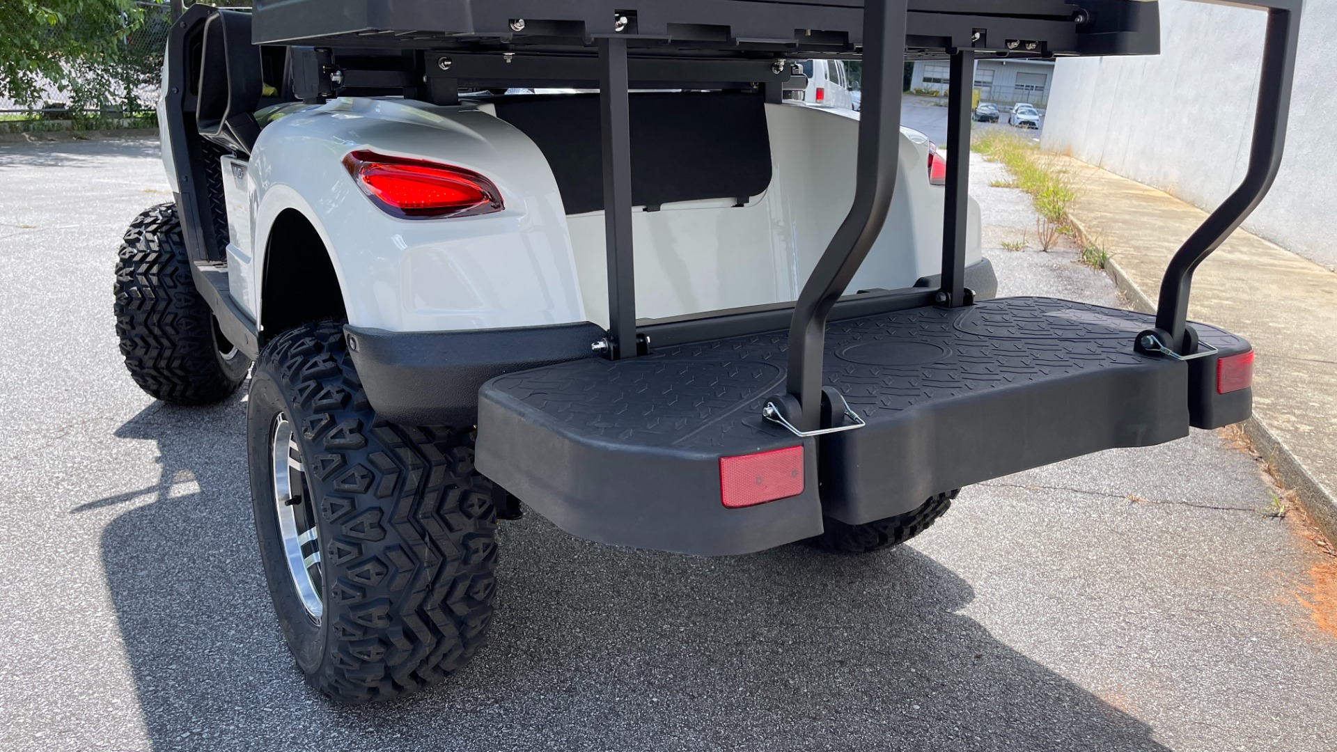 Used 2022 Other V4L 4-SEATER / 25MPH / 105AH LITHIUM BATTERY for sale $11,395 at Formula Imports in Charlotte NC 28227 9