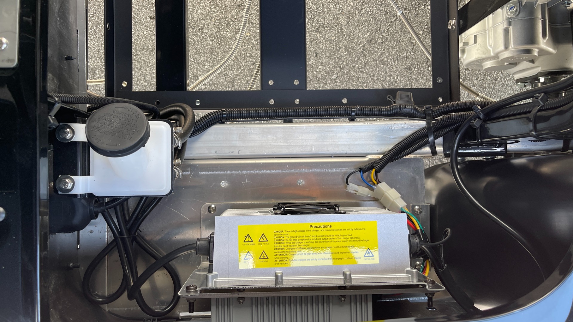 Used 2022 Other PEAK 4L 4-SEATER / 25MPH / 105AH LITHIUM BATTERY for sale Sold at Formula Imports in Charlotte NC 28227 24