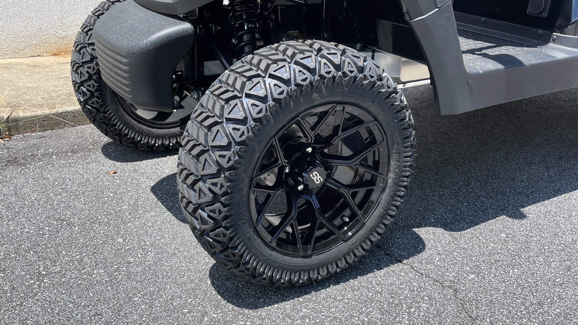 Used 2022 Other PEAK 4L 4-SEATER / 25MPH / 105AH LITHIUM BATTERY for sale Sold at Formula Imports in Charlotte NC 28227 33