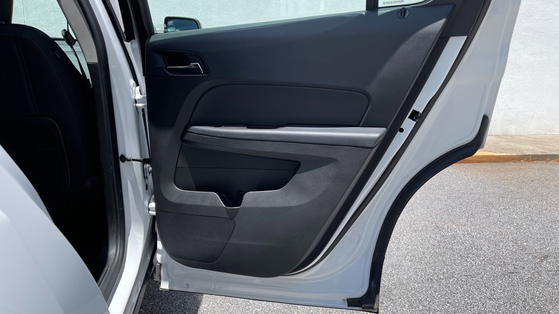 Used 2016 Chevrolet Equinox LS / AWD / REARVIEW CAMERA for sale Sold at Formula Imports in Charlotte NC 28227 35