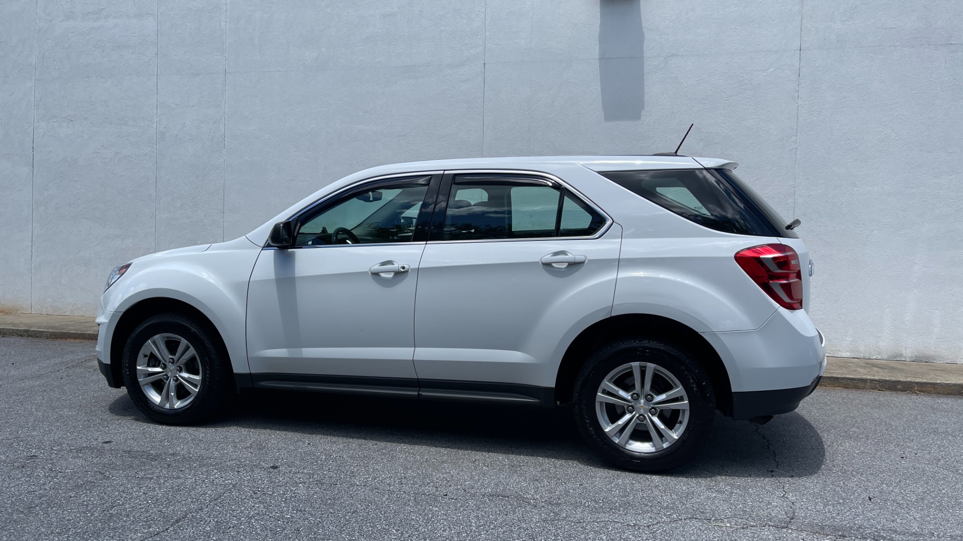 Used 2016 Chevrolet Equinox LS / AWD / REARVIEW CAMERA for sale Sold at Formula Imports in Charlotte NC 28227 6
