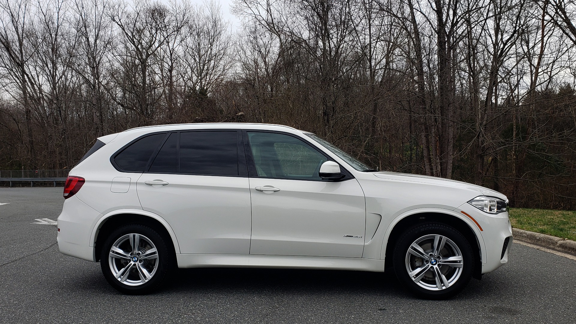Used 2017 BMW X5 XDRIVE35I M-SPORT / PREM PKG / DRVR ASST PLUS CLD WTHR for sale Sold at Formula Imports in Charlotte NC 28227 5