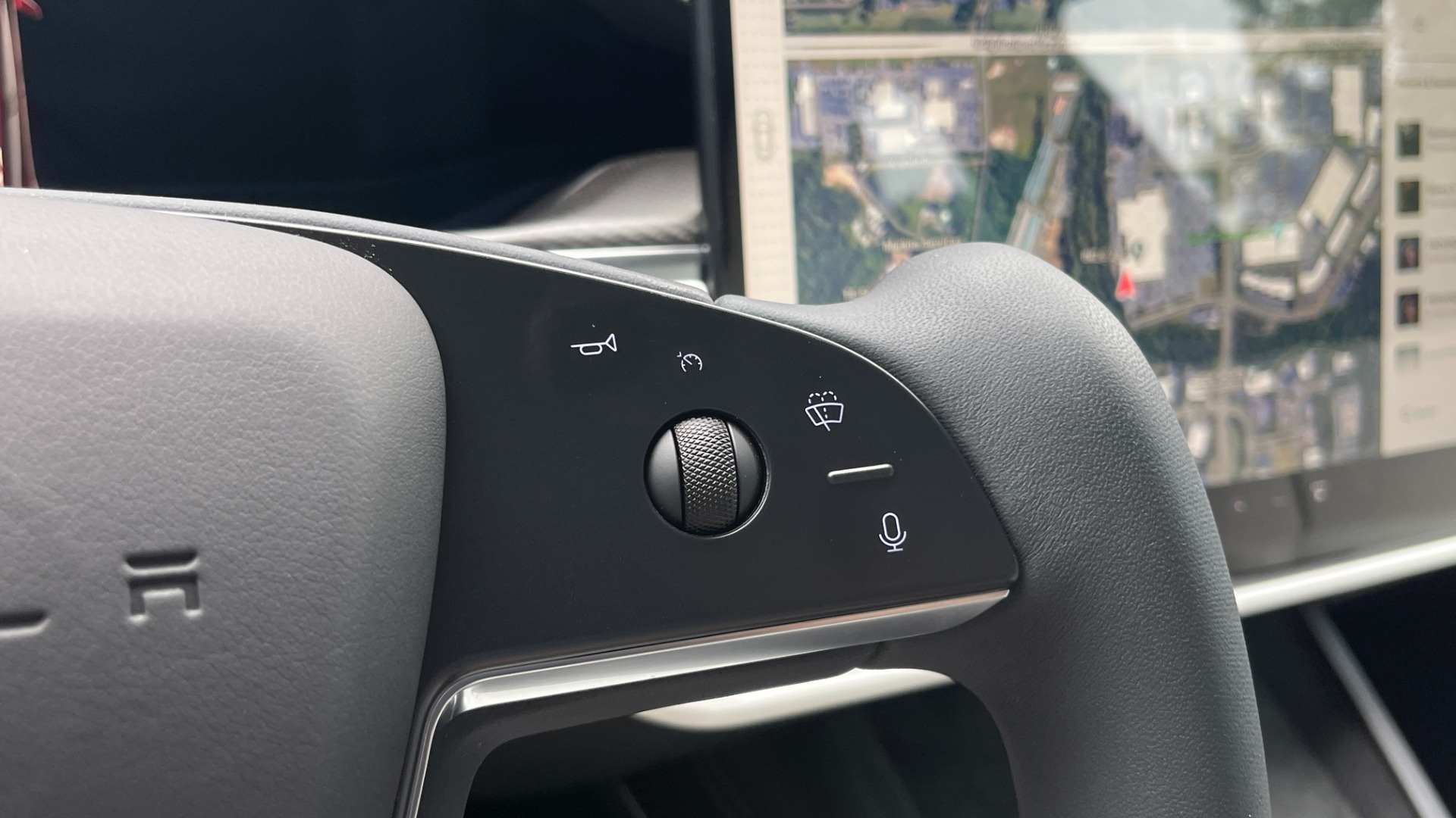 Used 2022 Tesla MODEL S PLAID SEDAN / AUTOPILOT / NAV / SUNROOF / PREM SND / CAMERA for sale $139,000 at Formula Imports in Charlotte NC 28227 35