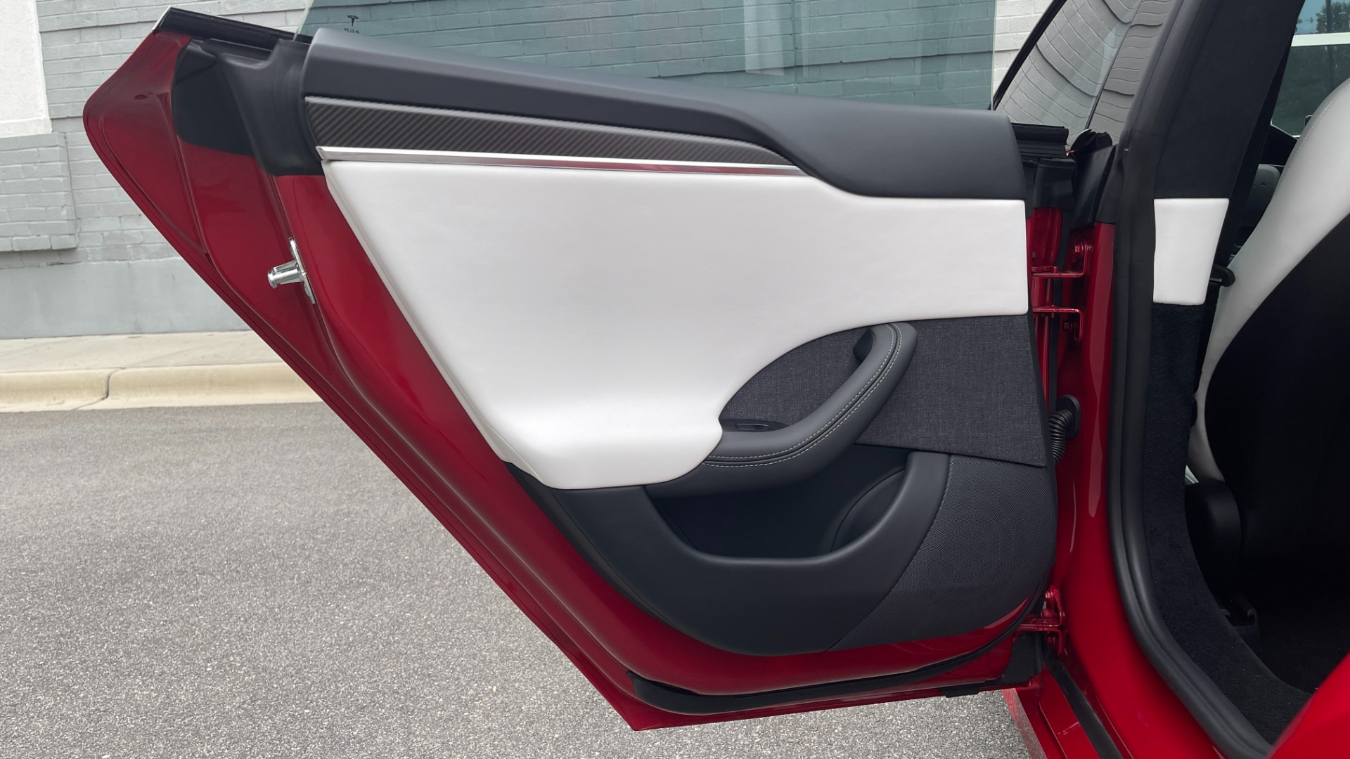 Used 2022 Tesla MODEL S PLAID SEDAN / AUTOPILOT / NAV / SUNROOF / PREM SND / CAMERA for sale $139,000 at Formula Imports in Charlotte NC 28227 53