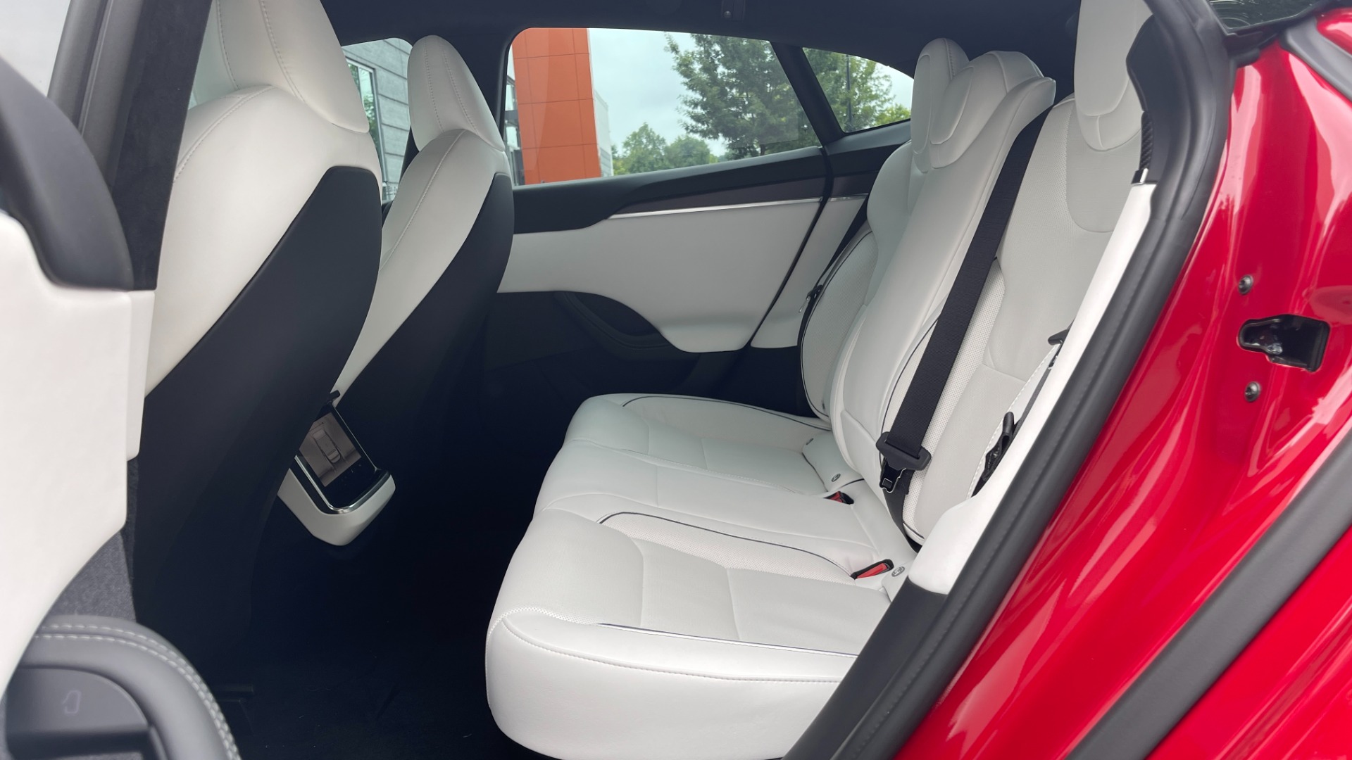 Used 2022 Tesla MODEL S PLAID SEDAN / AUTOPILOT / NAV / SUNROOF / PREM SND / CAMERA for sale $139,000 at Formula Imports in Charlotte NC 28227 55