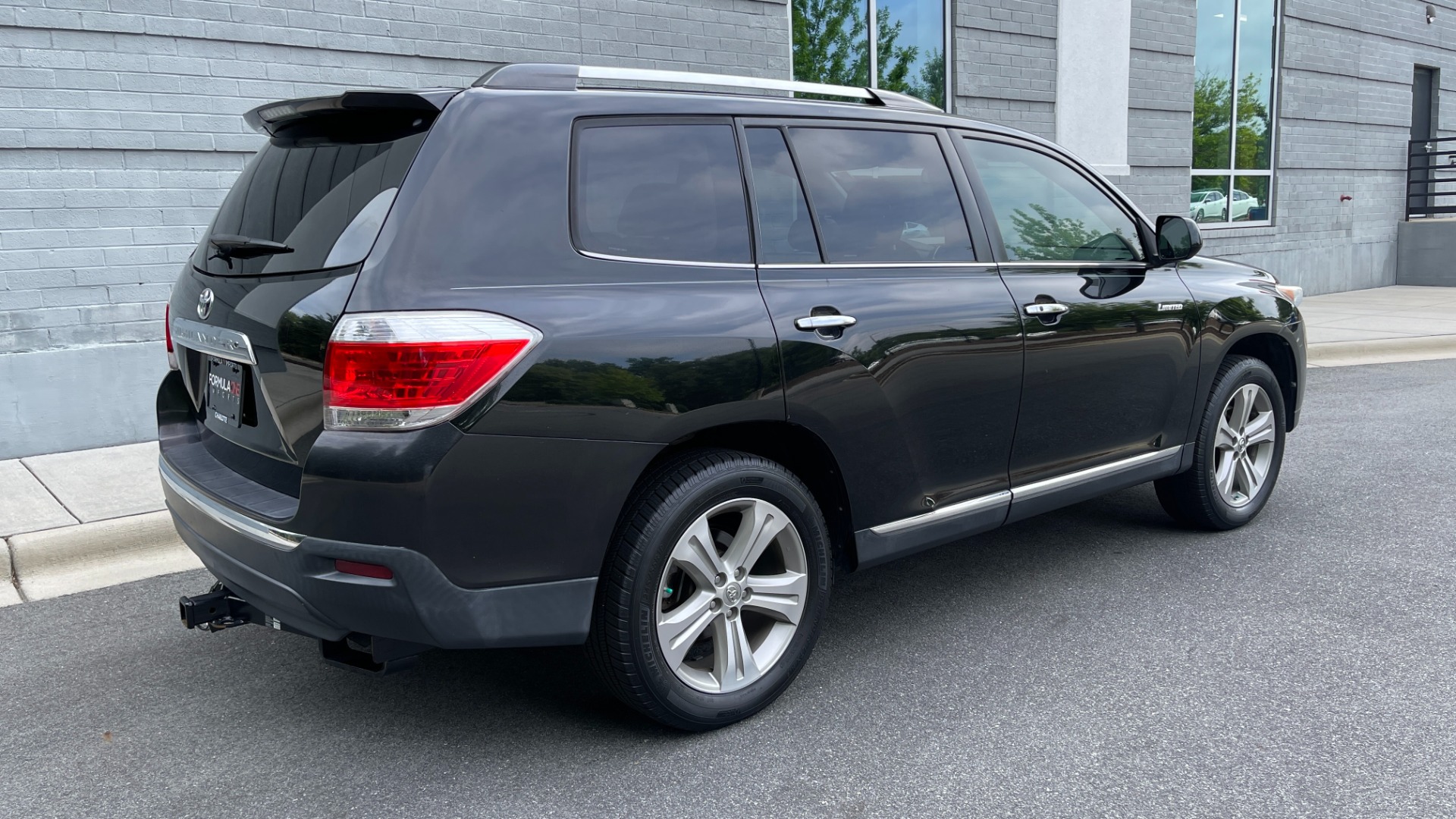 Used 2013 Toyota Highlander Limited / LEATHER / 3RD ROW / NAV ...