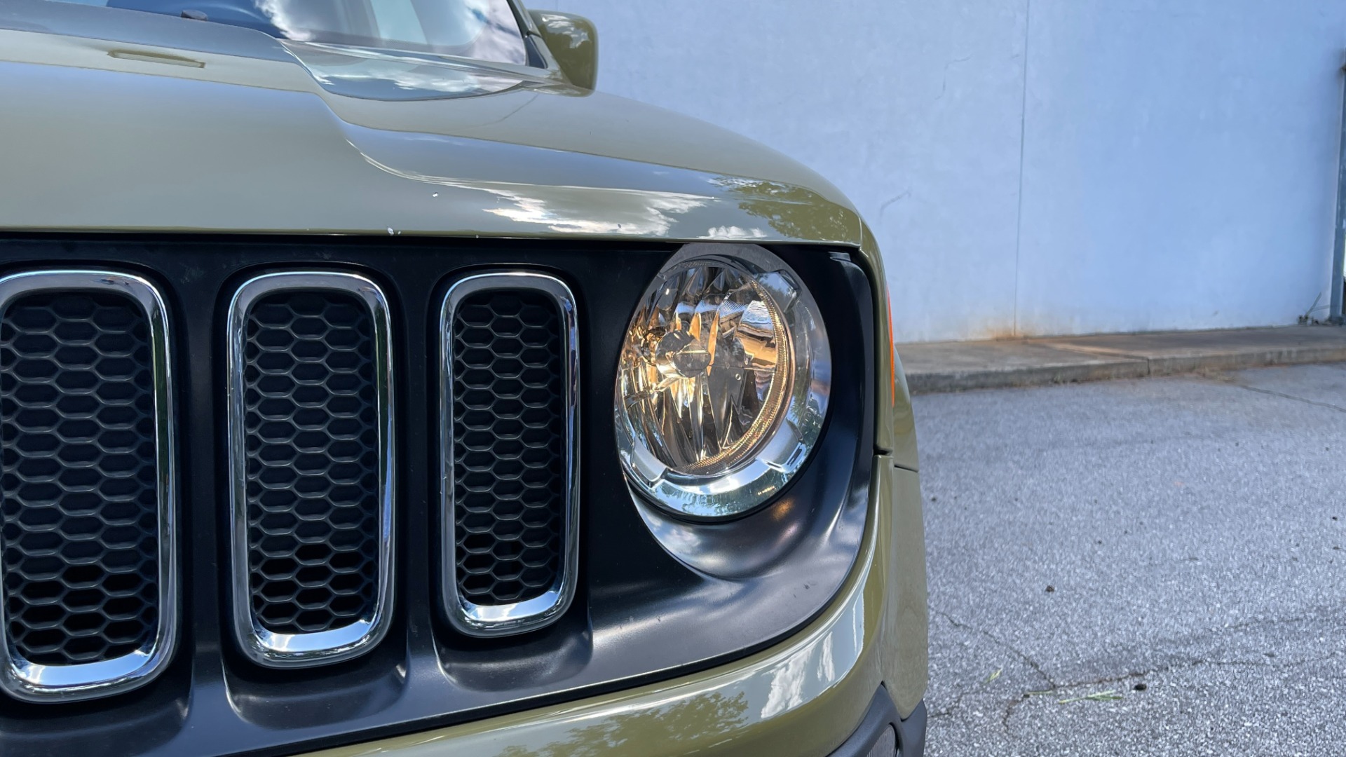 Used 2015 Jeep Renegade LATITUDE / 2.4L ENGINE / KEYLESS ENTRY / REMOTE START for sale $17,495 at Formula Imports in Charlotte NC 28227 22