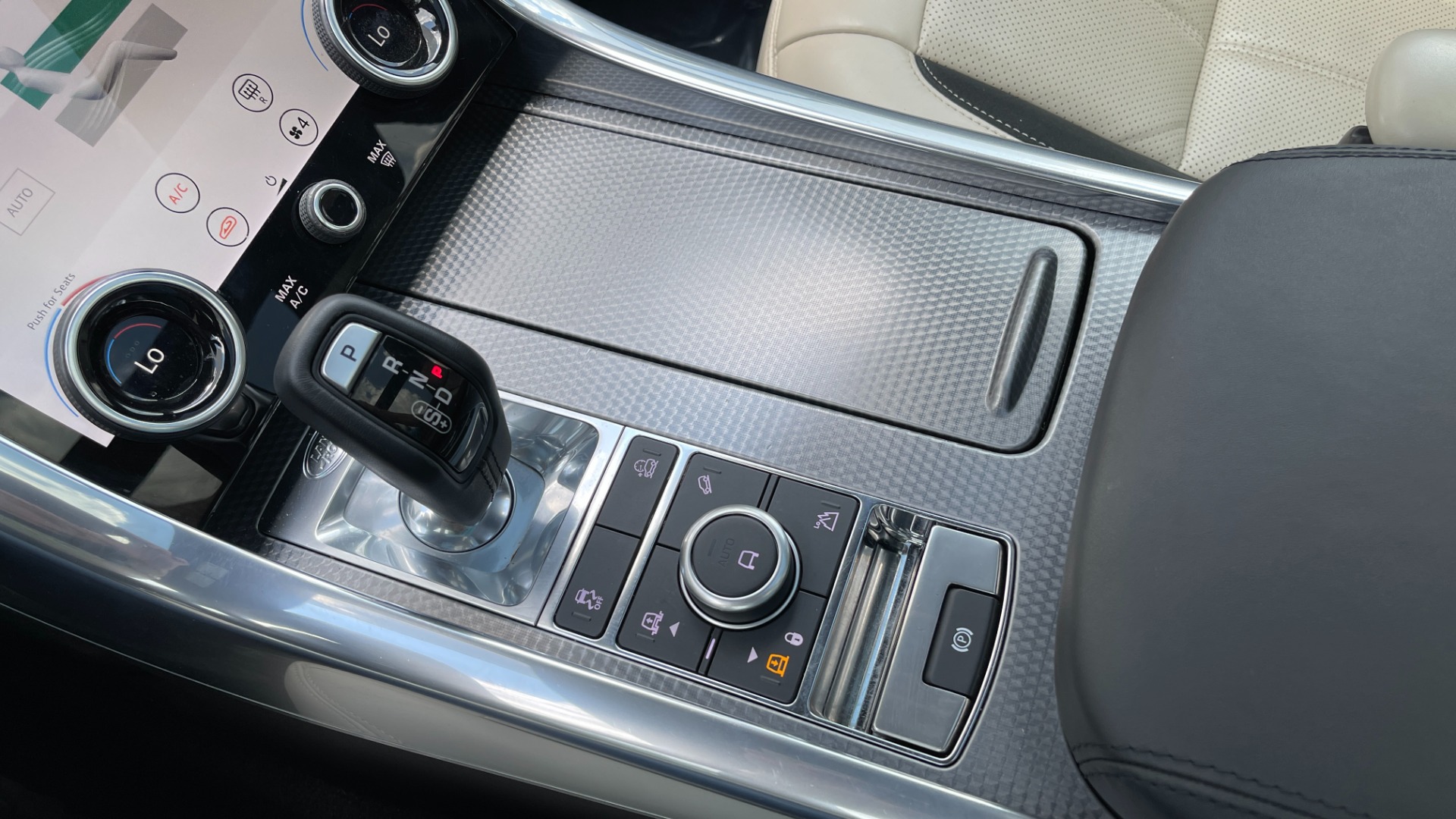 Used 2019 Land Rover Range Rover Sport DYNAMIC / BLACKOUT PACK / VISION ASSIST / 22IN WHEELS for sale Sold at Formula Imports in Charlotte NC 28227 27