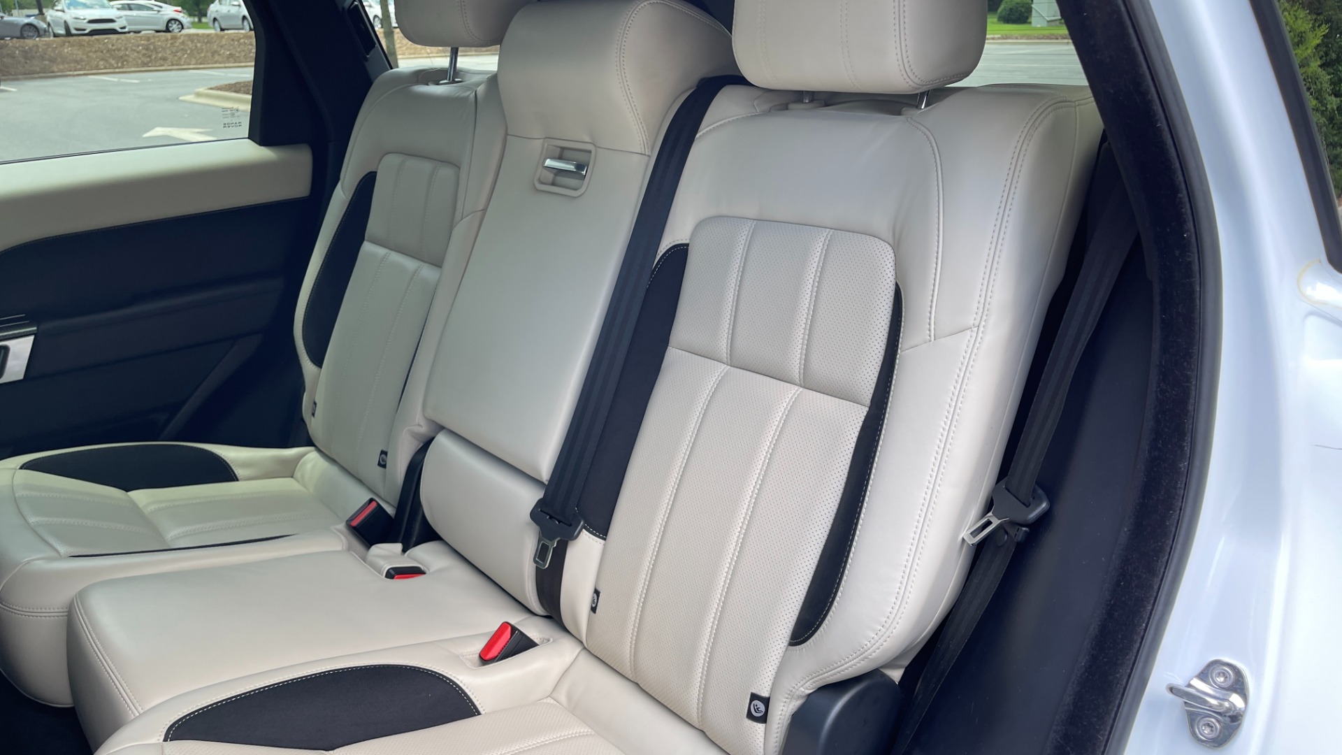 Used 2019 Land Rover Range Rover Sport DYNAMIC / BLACKOUT PACK / VISION ASSIST / 22IN WHEELS for sale Sold at Formula Imports in Charlotte NC 28227 36
