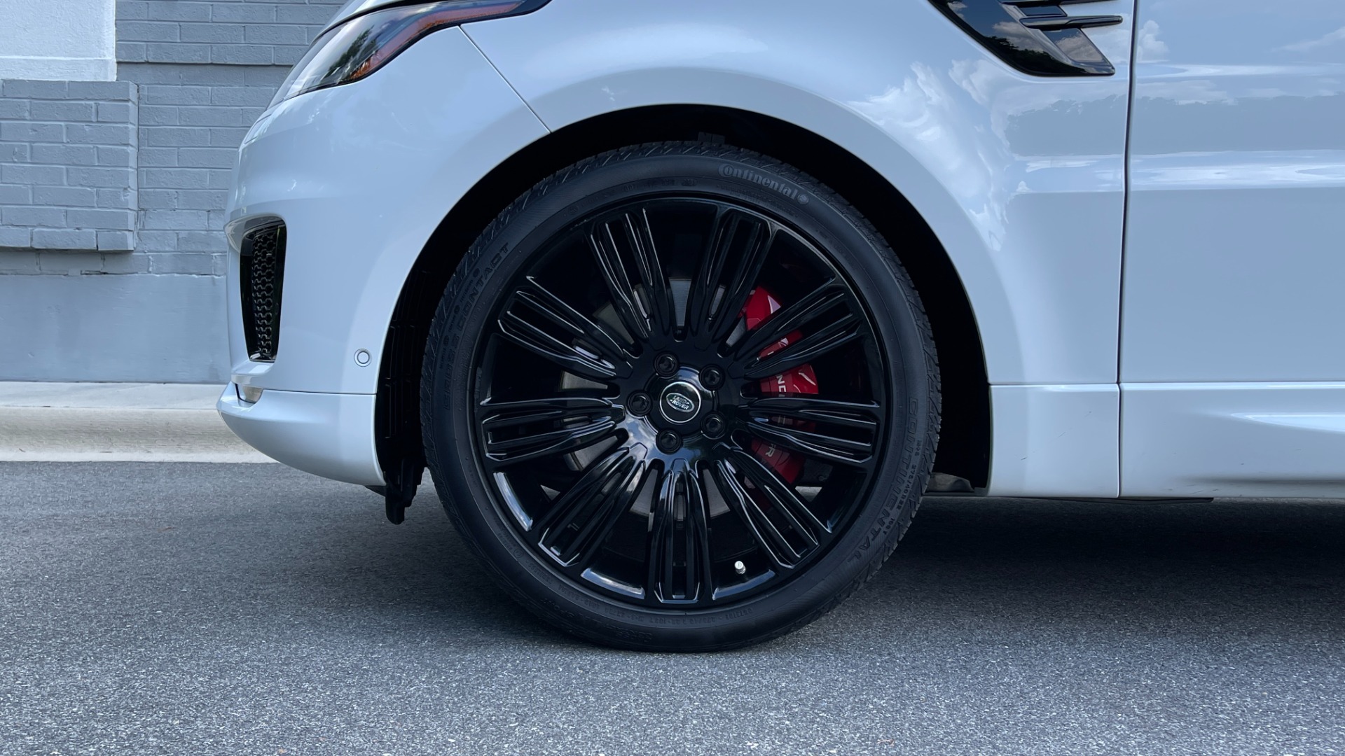 Used 2019 Land Rover Range Rover Sport DYNAMIC / BLACKOUT PACK / VISION ASSIST / 22IN WHEELS for sale Sold at Formula Imports in Charlotte NC 28227 53