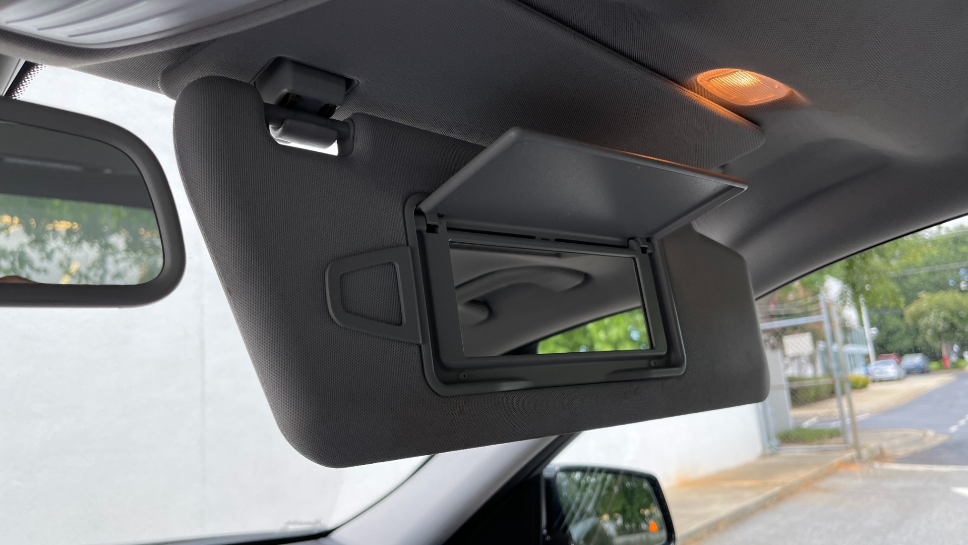 Used 2013 Mercedes-Benz E-Class E 350 LUXURY / PREMIUM 1 / NAV / MASSAGE SEATS / BLIND SPOT for sale Sold at Formula Imports in Charlotte NC 28227 40