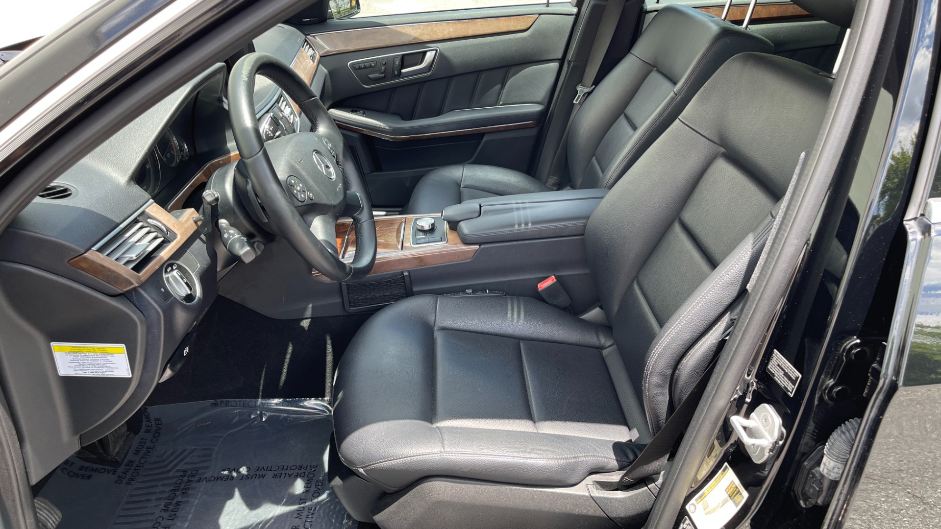 Used 2013 Mercedes-Benz E-Class E 350 LUXURY / PREMIUM 1 / NAV / MASSAGE SEATS / BLIND SPOT for sale Sold at Formula Imports in Charlotte NC 28227 8