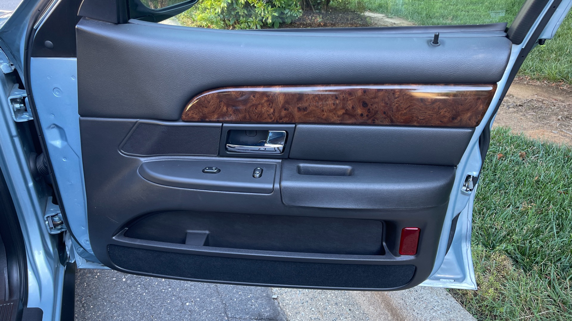 Used 2008 Mercury Grand Marquis GS / KEYLESS ENTRY / 8 WAY DRIVER SEAT / GS CONFIDENCE for sale $11,999 at Formula Imports in Charlotte NC 28227 24