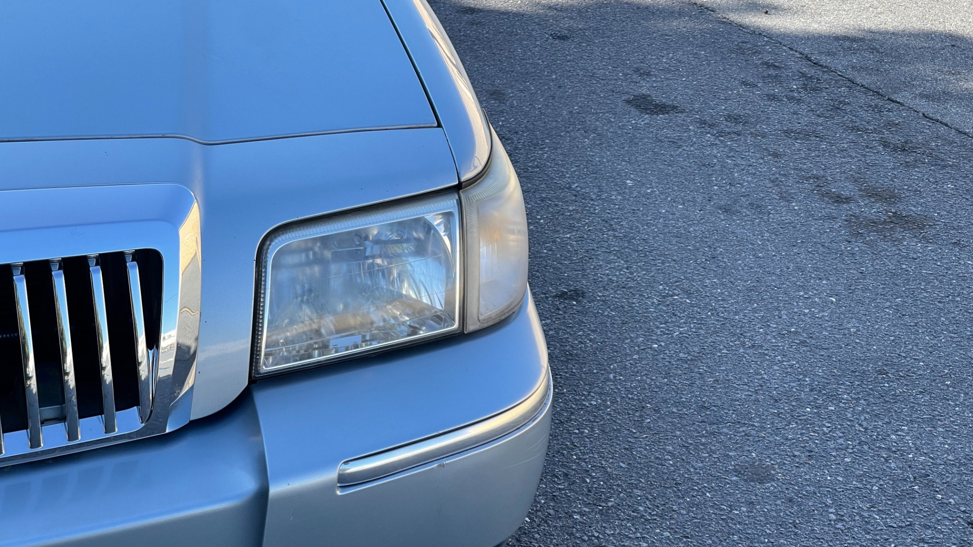 Used 2008 Mercury Grand Marquis GS / KEYLESS ENTRY / 8 WAY DRIVER SEAT / GS CONFIDENCE for sale $11,999 at Formula Imports in Charlotte NC 28227 34