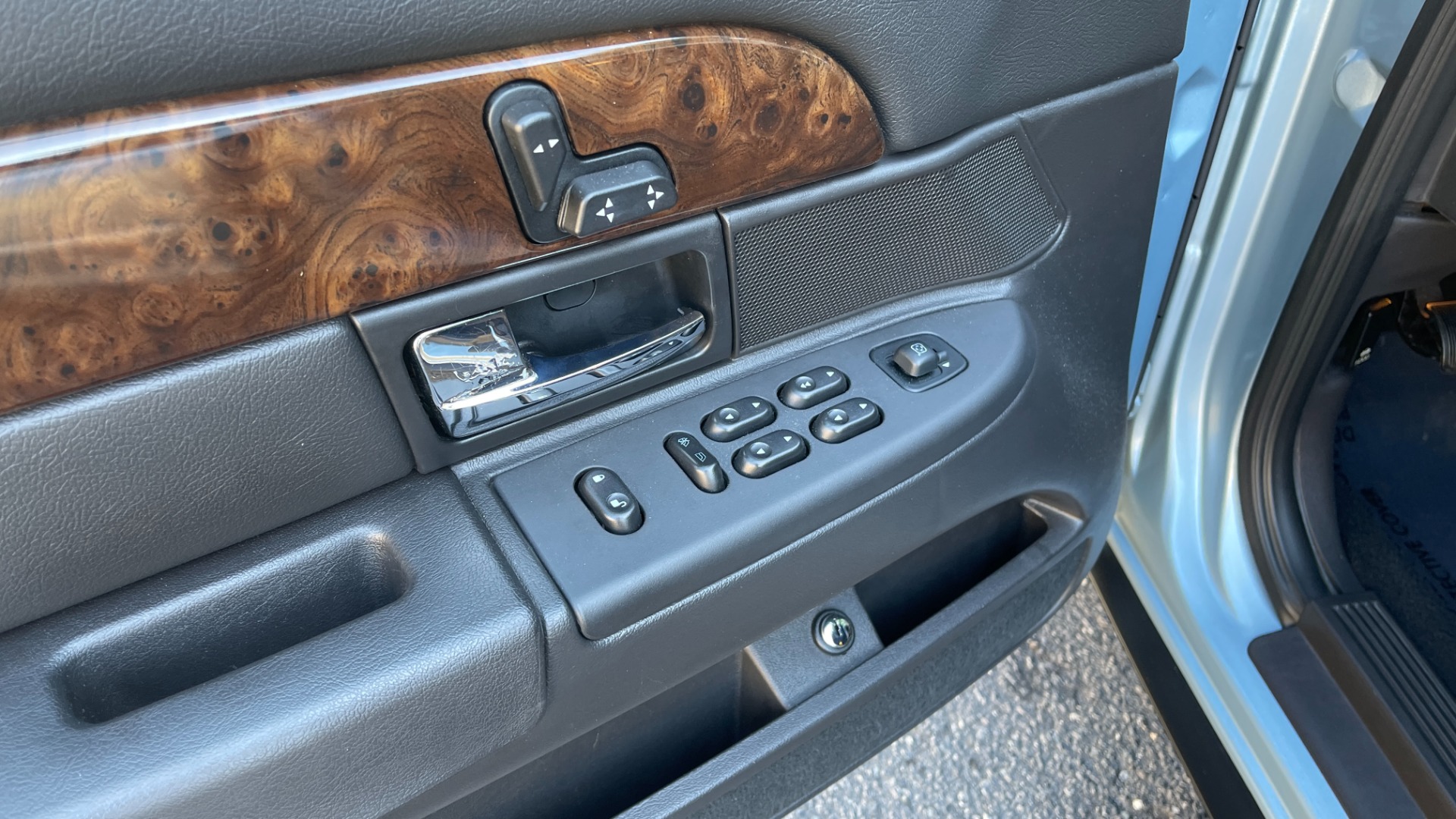 Used 2008 Mercury Grand Marquis GS / KEYLESS ENTRY / 8 WAY DRIVER SEAT / GS CONFIDENCE for sale $11,999 at Formula Imports in Charlotte NC 28227 38