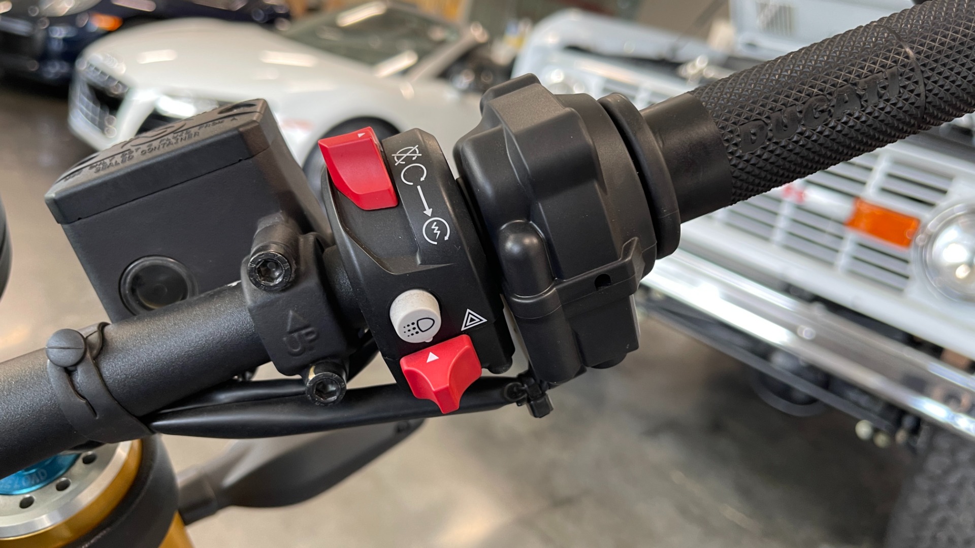 Used 2020 DUCATI SCRAMBLER 1100 SPORT PRO for sale $13,900 at Formula Imports in Charlotte NC 28227 13