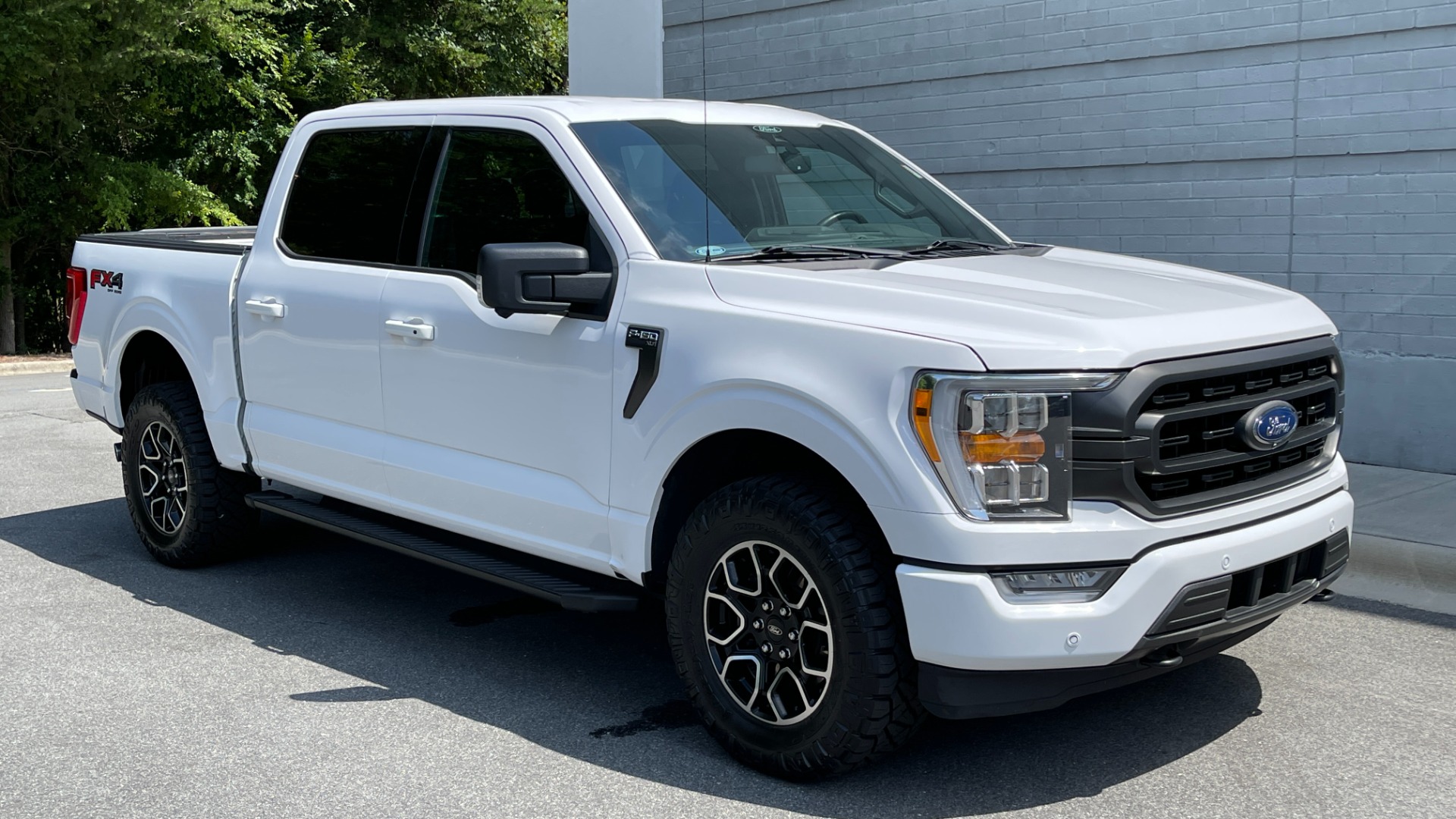 Used 2021 Ford F-150 XLT / 3.5L ECOBOOST / FX4 / MAX TOW PACKAGE for sale Sold at Formula Imports in Charlotte NC 28227 39