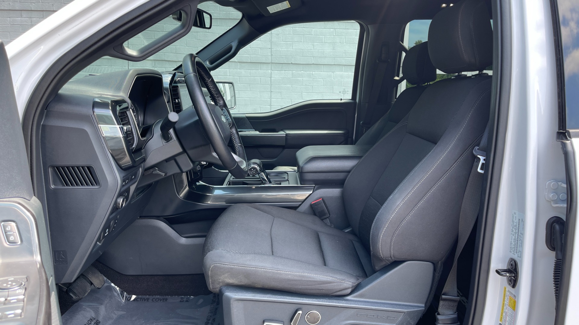 Used 2021 Ford F-150 XLT / 3.5L ECOBOOST / FX4 / MAX TOW PACKAGE for sale Sold at Formula Imports in Charlotte NC 28227 9