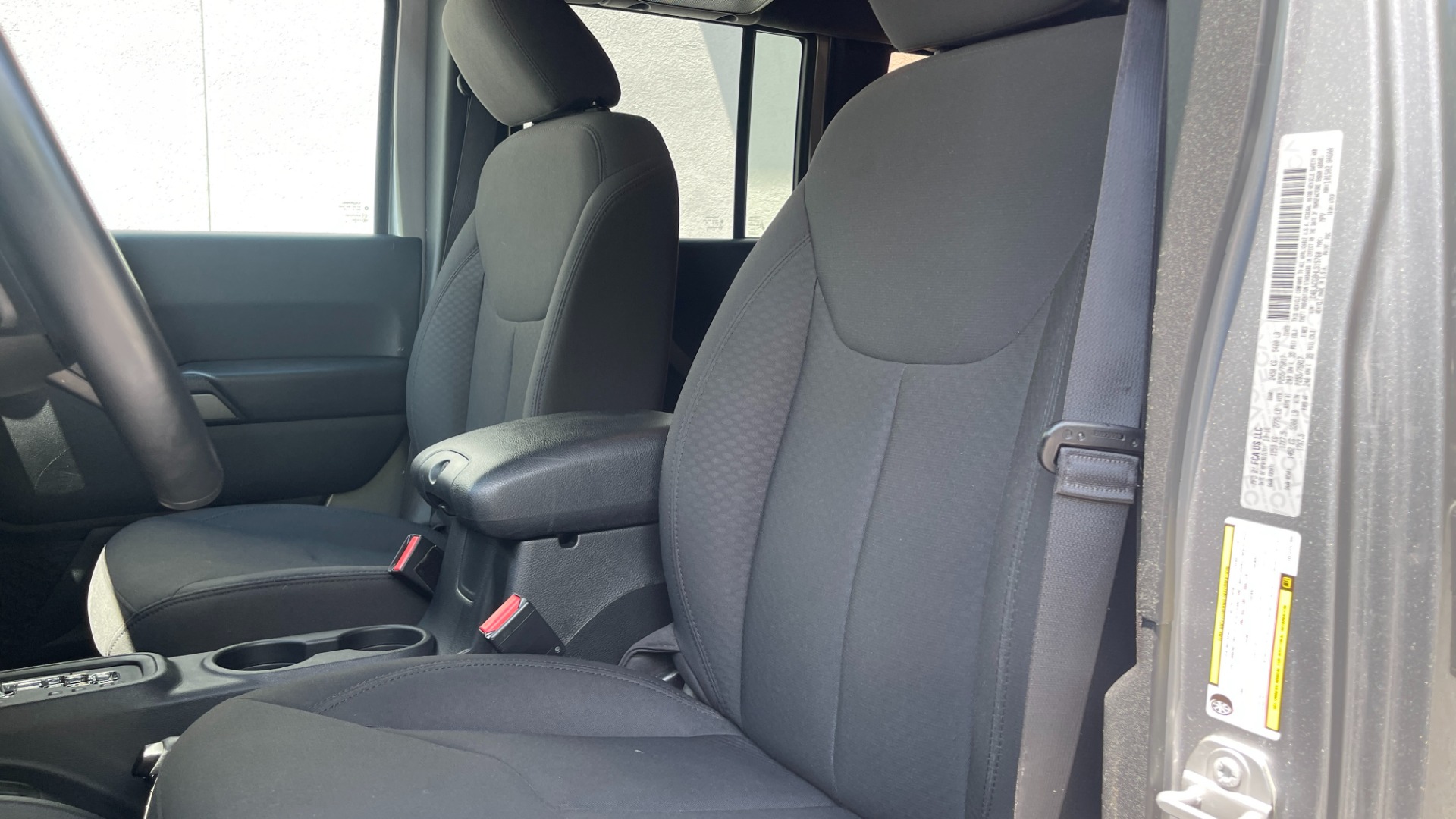 Used 2017 Jeep Wrangler Unlimited Sport S 4X4 / CONNECTIVITY GROUP / SOFT TOP / AUTO for sale $29,995 at Formula Imports in Charlotte NC 28227 10