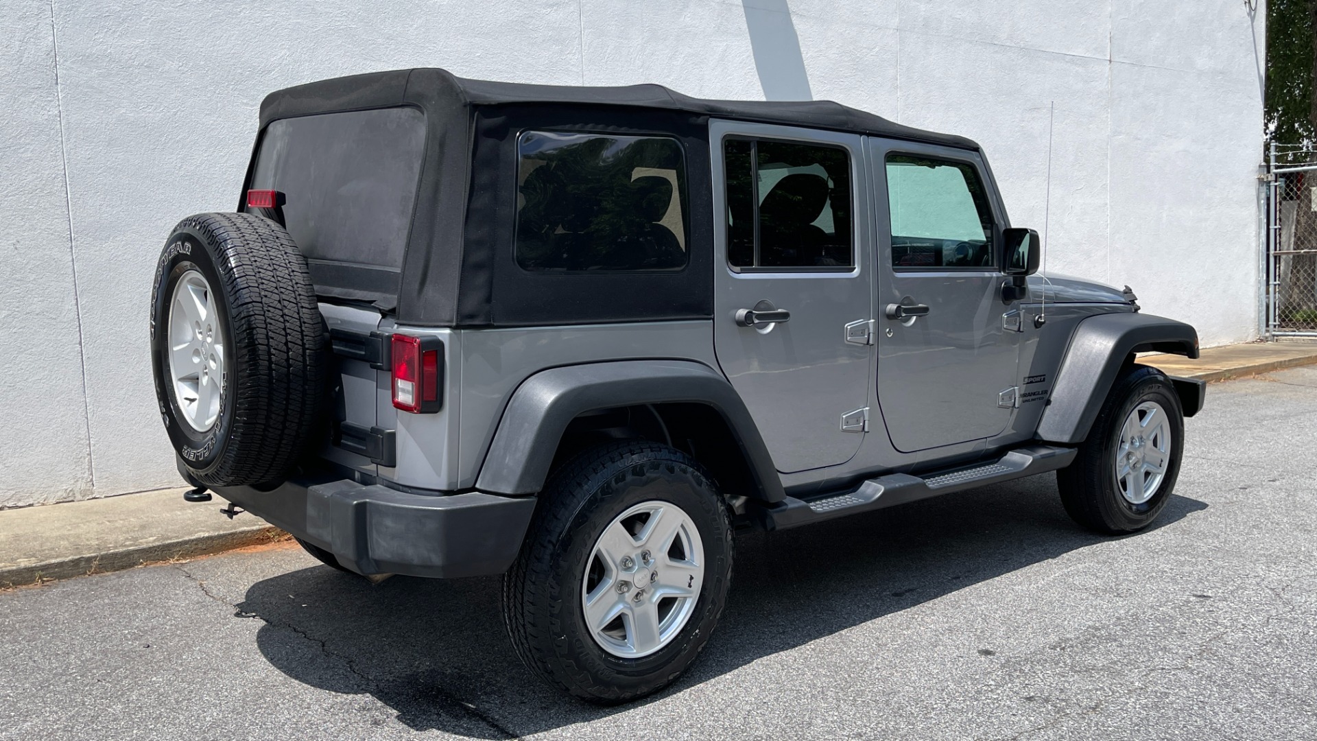 Used 2017 Jeep Wrangler Unlimited Sport S 4X4 / CONNECTIVITY GROUP / SOFT TOP / AUTO for sale Sold at Formula Imports in Charlotte NC 28227 3