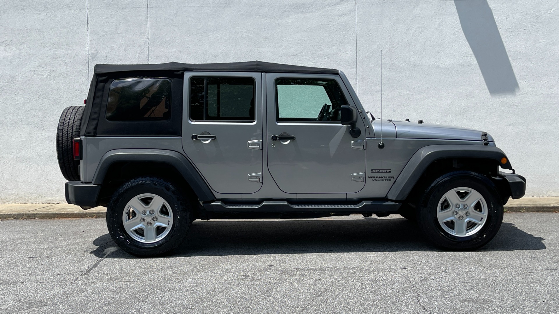 Used 2017 Jeep Wrangler Unlimited Sport S 4X4 / CONNECTIVITY GROUP / SOFT TOP / AUTO for sale $29,995 at Formula Imports in Charlotte NC 28227 4