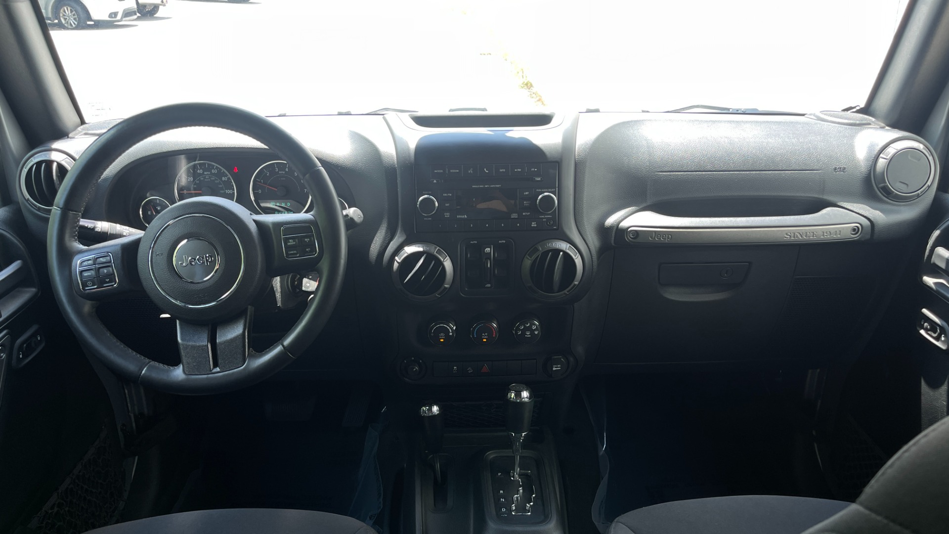Used 2017 Jeep Wrangler Unlimited Sport S 4X4 / CONNECTIVITY GROUP / SOFT TOP / AUTO for sale Sold at Formula Imports in Charlotte NC 28227 9