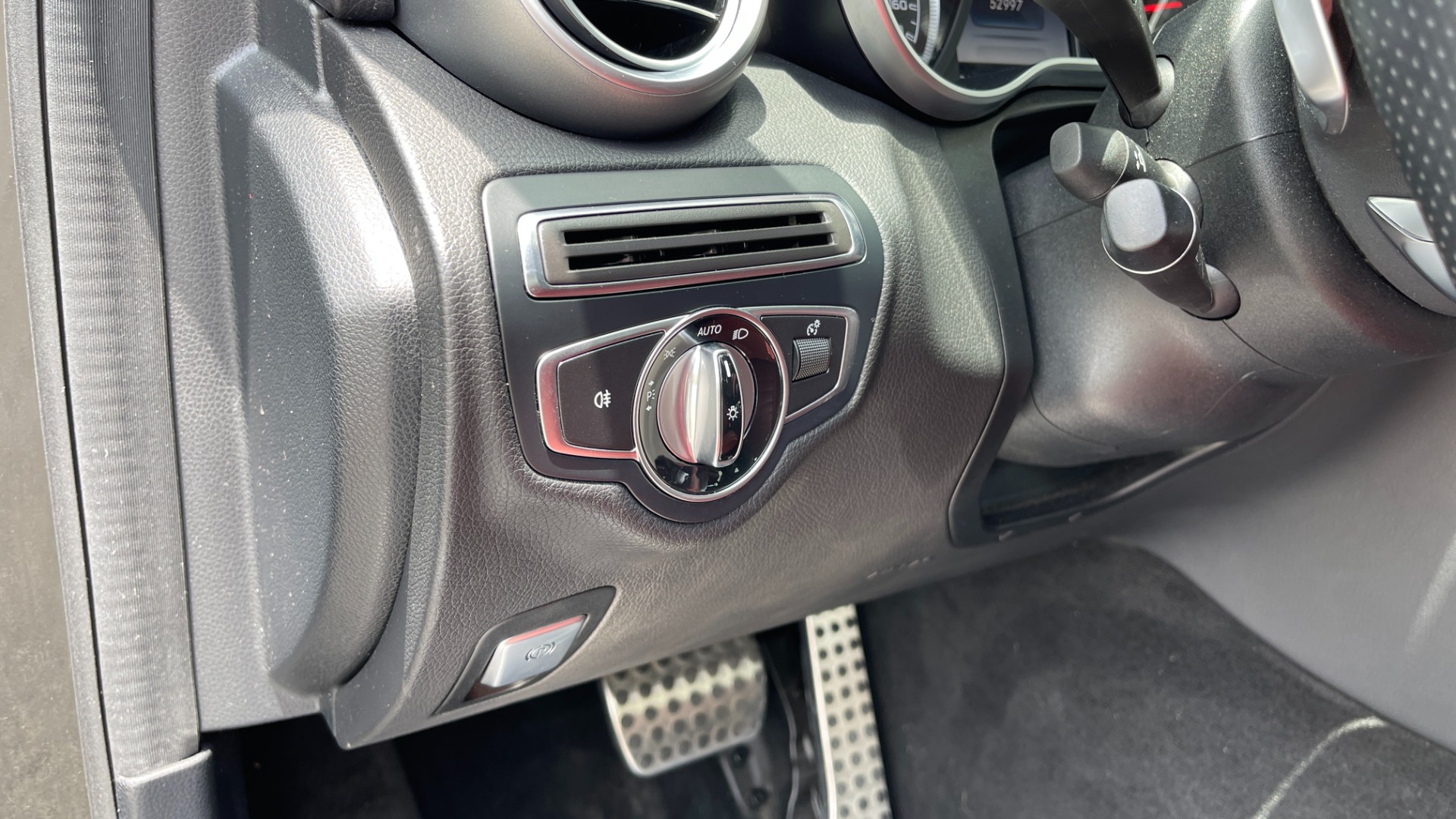 Used 2016 Mercedes-Benz C-Class C 450 AMG / AMBIENT LIGHTING / PREMIUM 2 / DARK WOOD TRIM / RED LEATHER for sale $37,499 at Formula Imports in Charlotte NC 28227 18
