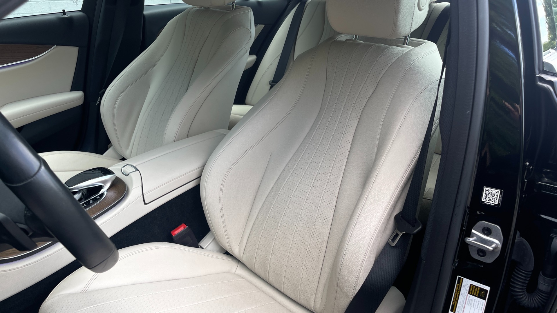 Used 2020 Mercedes-Benz E-Class E 350 / 4MATIC / AMG LINE / BURMESTER SOUND / PANORAMIC ROOF for sale Sold at Formula Imports in Charlotte NC 28227 14