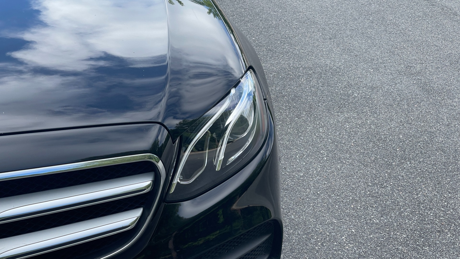 Used 2020 Mercedes-Benz E-Class E 350 / 4MATIC / AMG LINE / BURMESTER SOUND / PANORAMIC ROOF for sale $52,999 at Formula Imports in Charlotte NC 28227 26