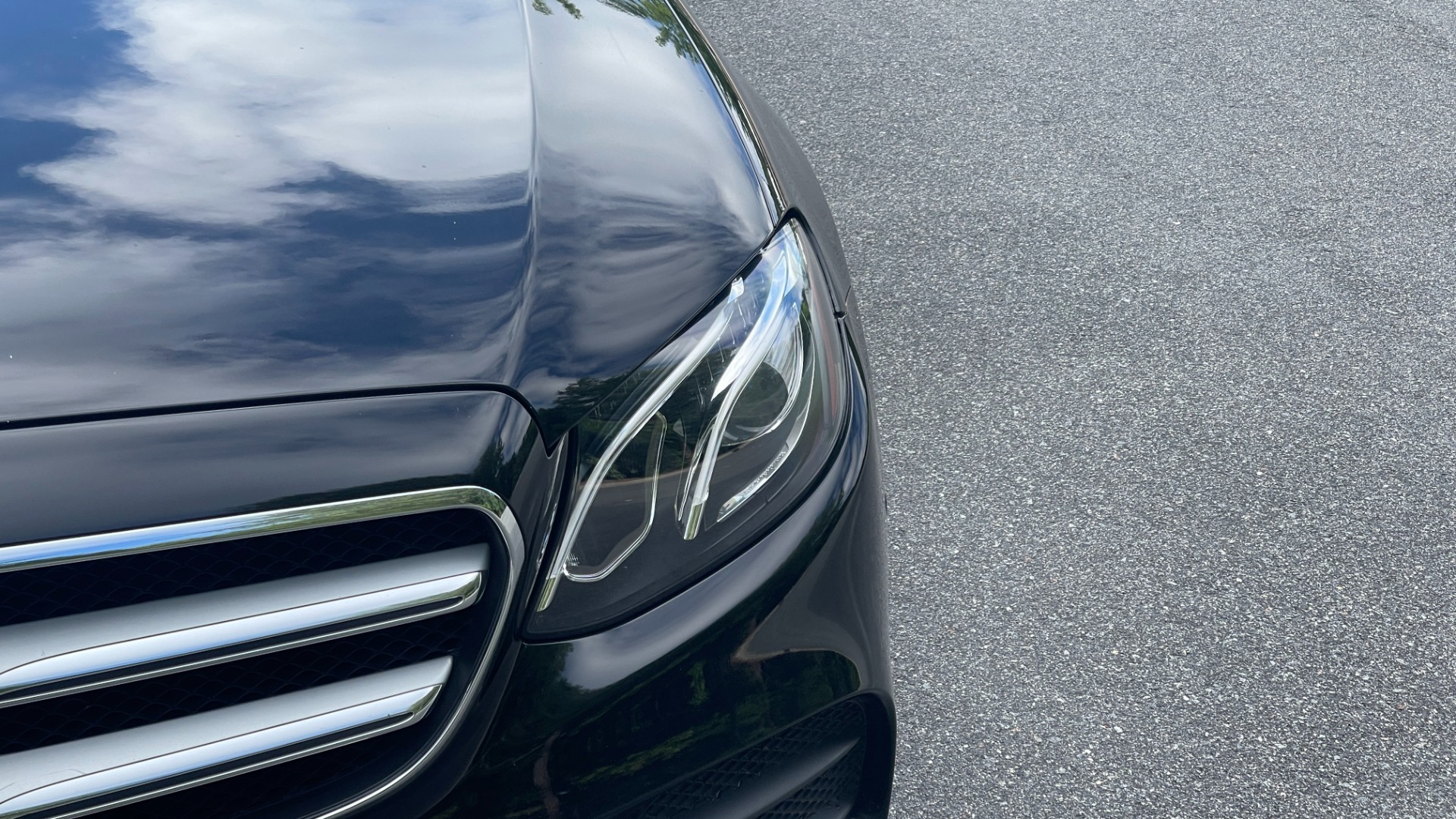 Used 2020 Mercedes-Benz E-Class E 350 / 4MATIC / AMG LINE / BURMESTER SOUND / PANORAMIC ROOF for sale Sold at Formula Imports in Charlotte NC 28227 26