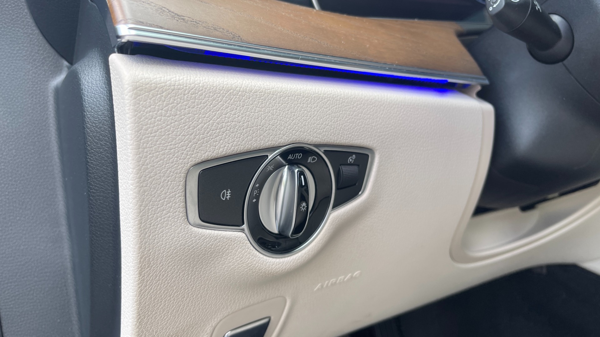 Used 2020 Mercedes-Benz E-Class E 350 / 4MATIC / AMG LINE / BURMESTER SOUND / PANORAMIC ROOF for sale Sold at Formula Imports in Charlotte NC 28227 31