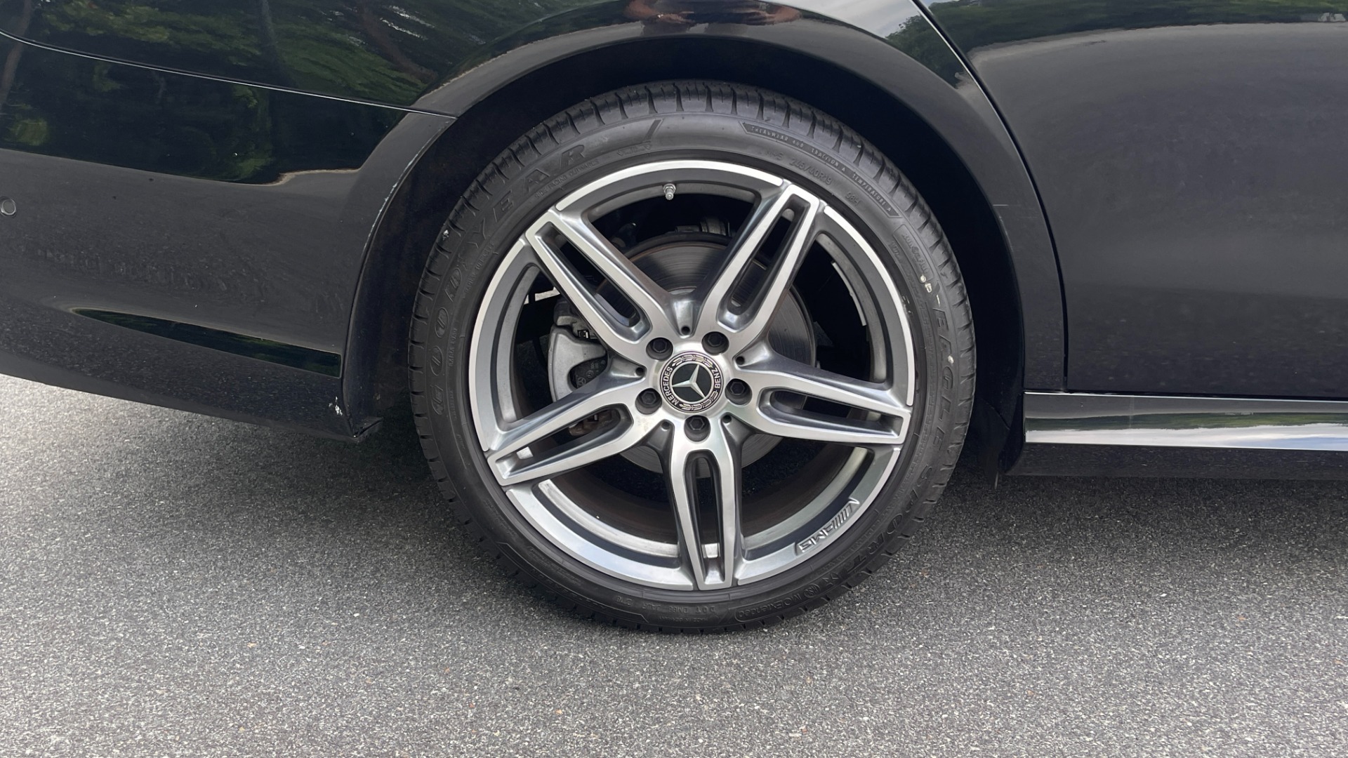 Used 2020 Mercedes-Benz E-Class E 350 / 4MATIC / AMG LINE / BURMESTER SOUND / PANORAMIC ROOF for sale Sold at Formula Imports in Charlotte NC 28227 54