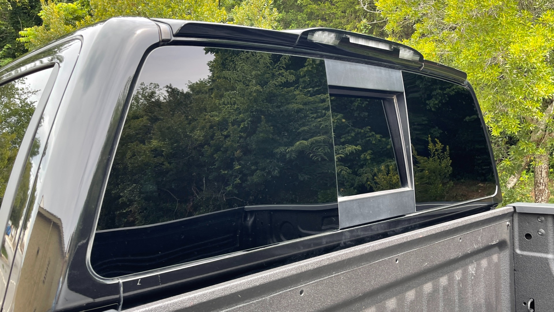 Used 2018 Nissan Titan S for sale $30,995 at Formula Imports in Charlotte NC 28227 30