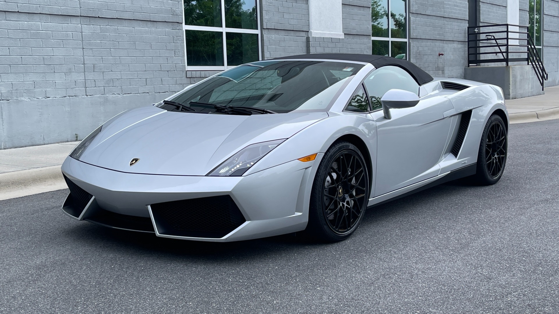 Used 2012 Lamborghini Gallardo LP 550-2 SPYDER / PADDLE SHIFT / V10 / LOW MILES for sale $159,985 at Formula Imports in Charlotte NC 28227 45