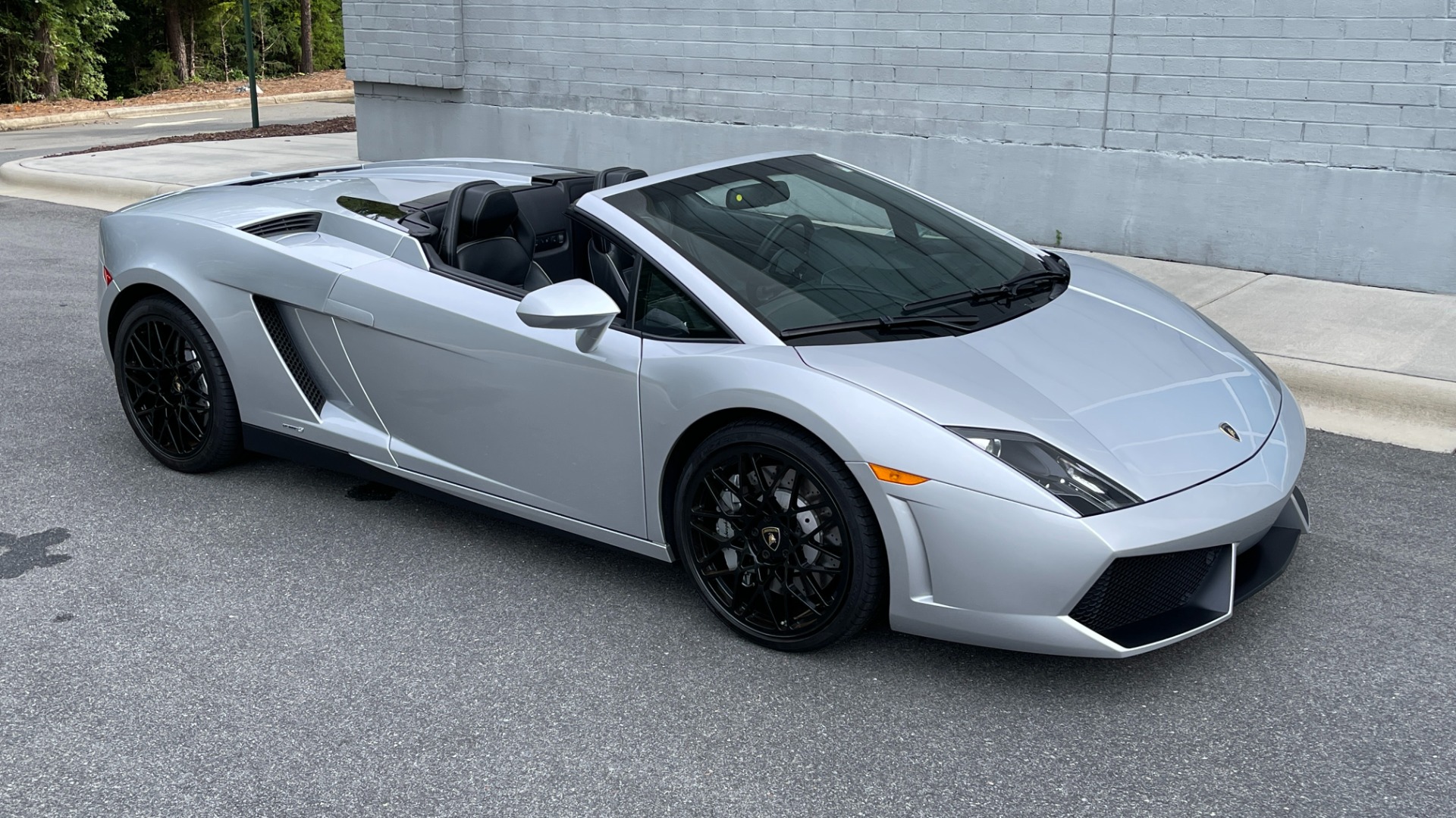 Used 2012 Lamborghini Gallardo LP 550-2 SPYDER / PADDLE SHIFT / V10 / LOW MILES for sale $159,985 at Formula Imports in Charlotte NC 28227 5
