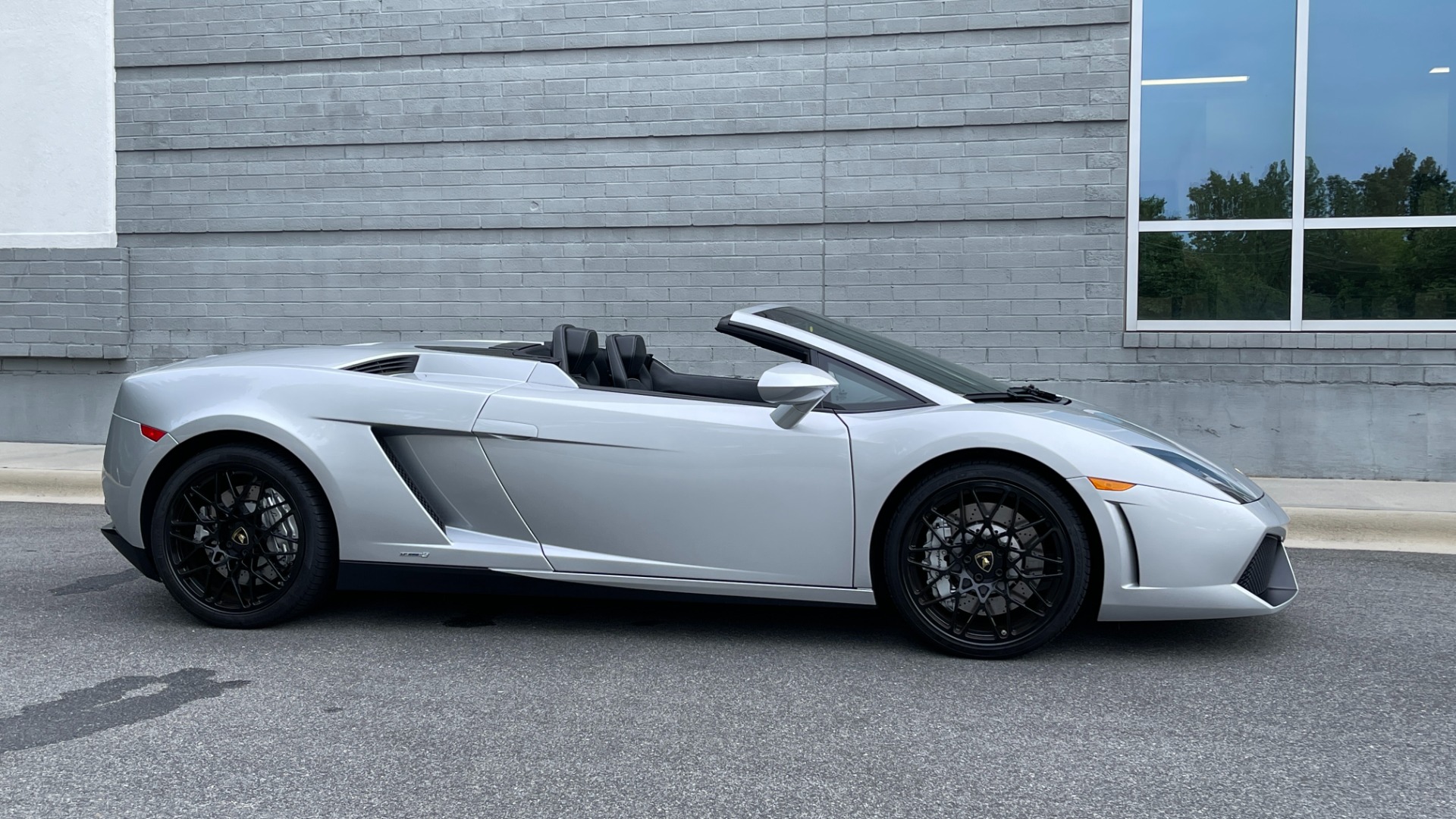 Used 2012 Lamborghini Gallardo LP 550-2 SPYDER / PADDLE SHIFT / V10 / LOW MILES for sale $179,999 at Formula Imports in Charlotte NC 28227 6