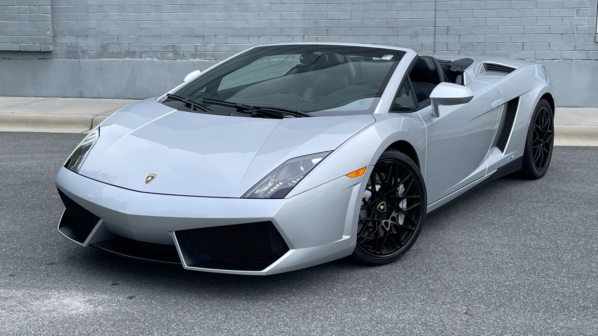 Used 2012 Lamborghini Gallardo LP 550-2 SPYDER / PADDLE SHIFT / V10 / LOW MILES for sale Sold at Formula Imports in Charlotte NC 28227 1