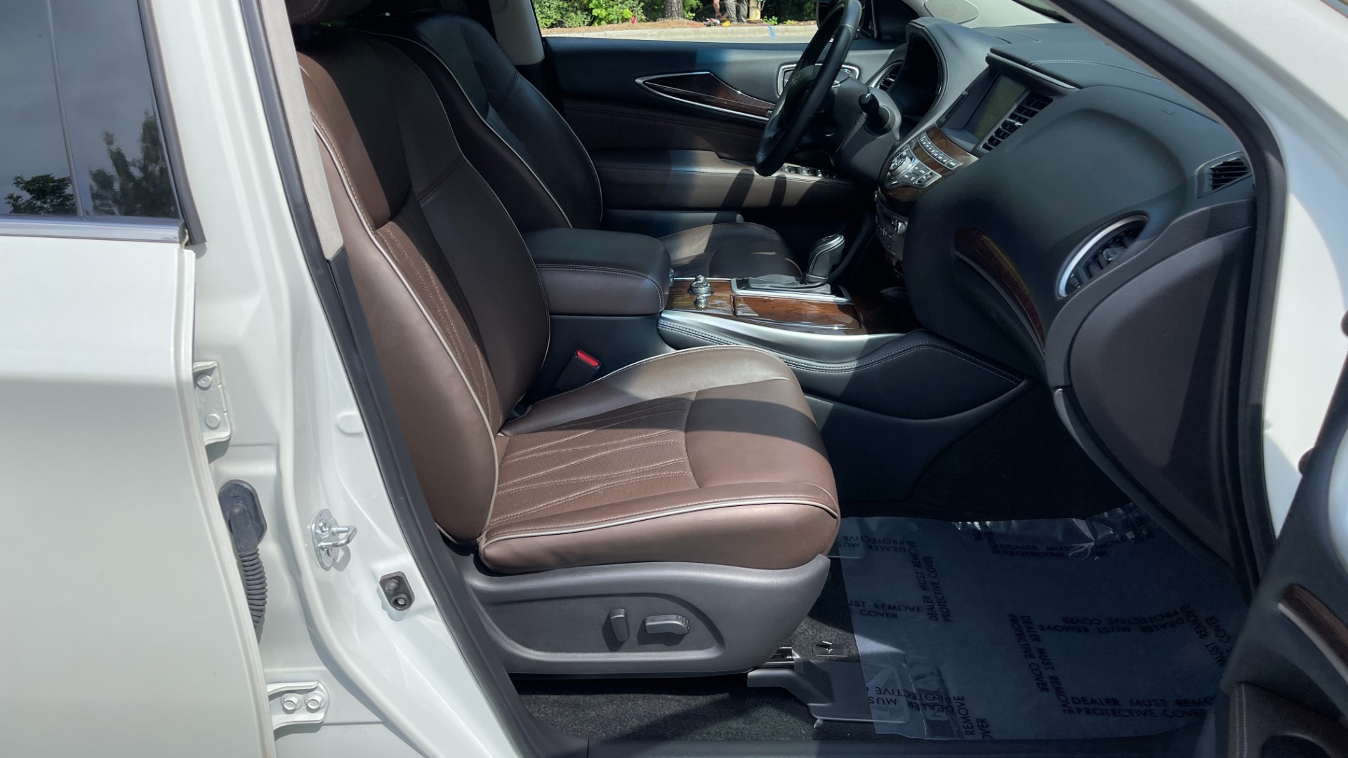 Used 2016 INFINITI QX60 AWD / DVD / 3RD ROW SEATS / DELUXE TECH for sale Sold at Formula Imports in Charlotte NC 28227 49
