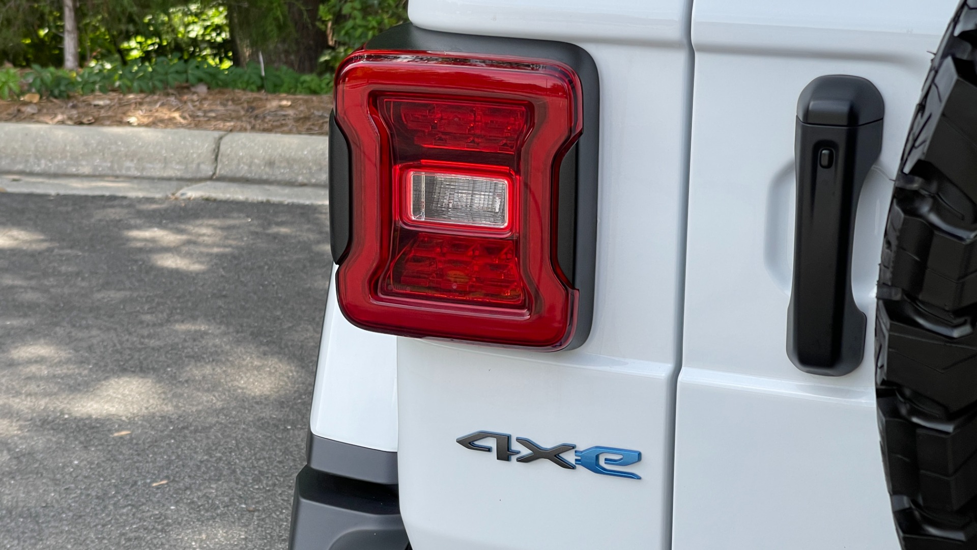 Used 2021 Jeep Wrangler 4xe Unlimited Rubicon / STEEL BUMPERS / LEATHER / HARD TOP / REMOTE START for sale $59,999 at Formula Imports in Charlotte NC 28227 48