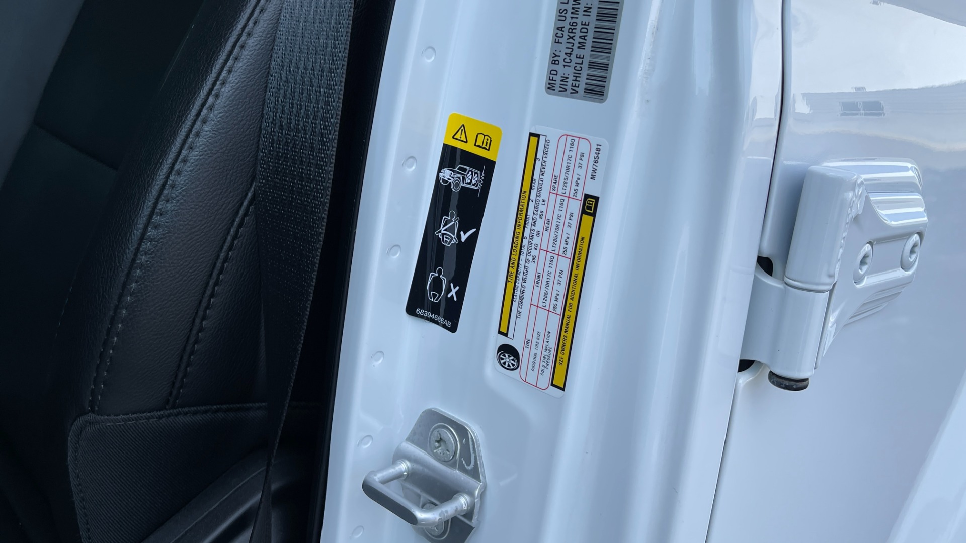 Used 2021 Jeep Wrangler 4xe Unlimited Rubicon / STEEL BUMPERS / LEATHER / HARD TOP / REMOTE START for sale $59,999 at Formula Imports in Charlotte NC 28227 57
