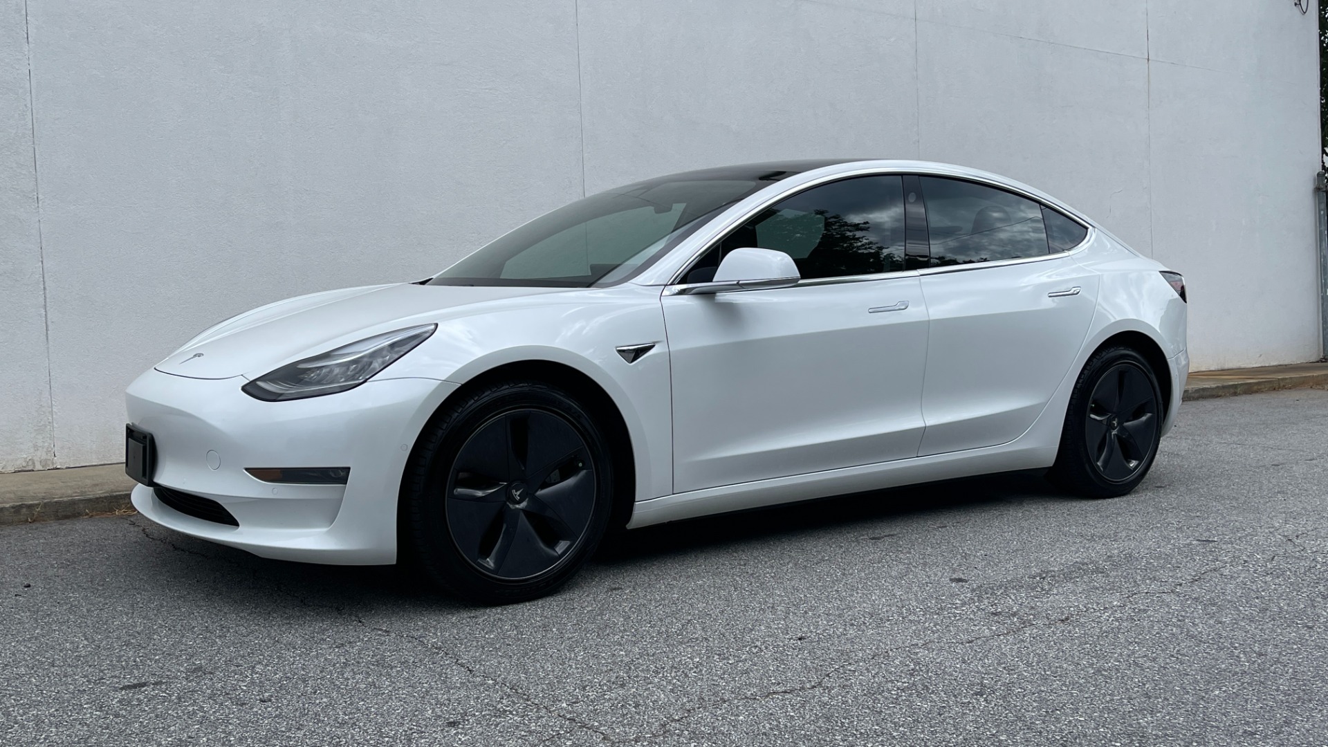 Used 2020 Tesla Model 3 Long Range / AUTOPILOT / ACCELERATION BOOST / STANDARD CONNECTIVITY for sale $56,995 at Formula Imports in Charlotte NC 28227 2