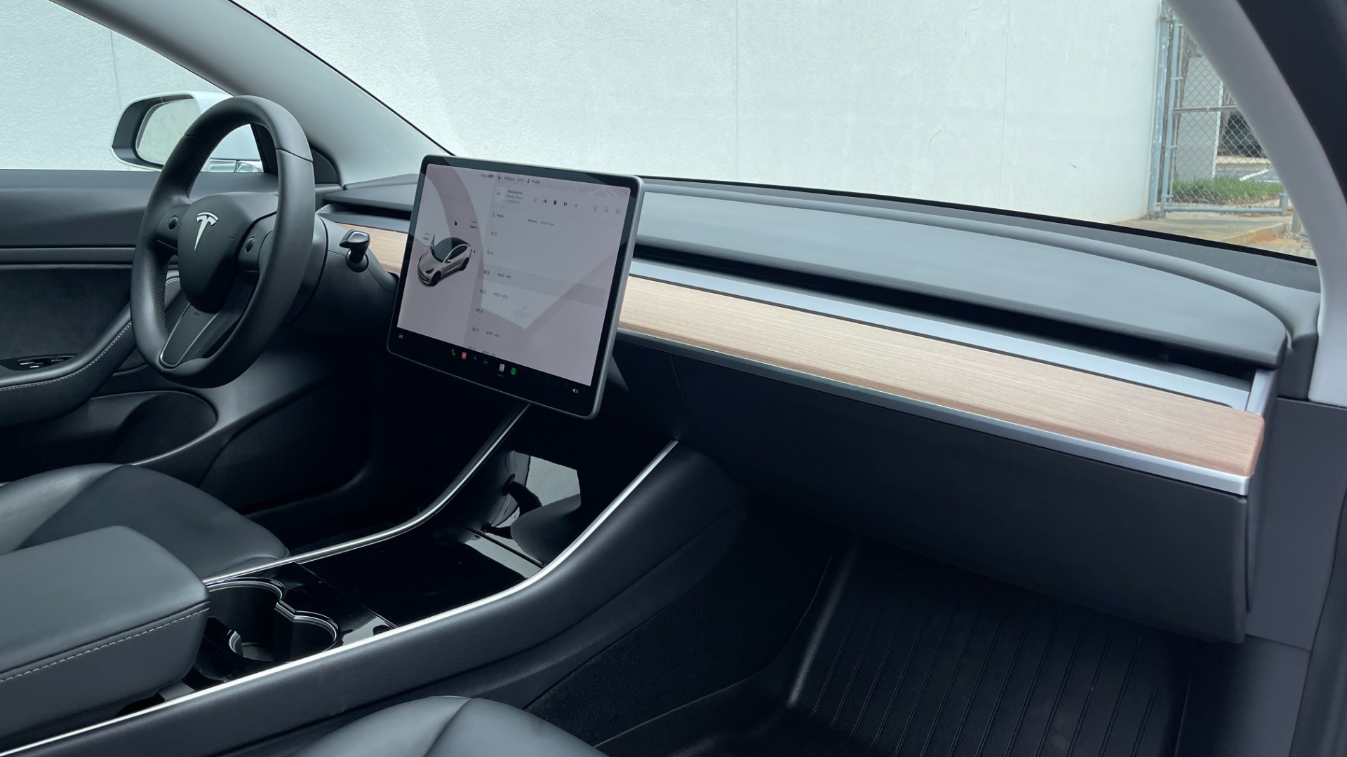 Used 2020 Tesla Model 3 Long Range / AUTOPILOT / ACCELERATION BOOST / STANDARD CONNECTIVITY for sale $56,995 at Formula Imports in Charlotte NC 28227 33