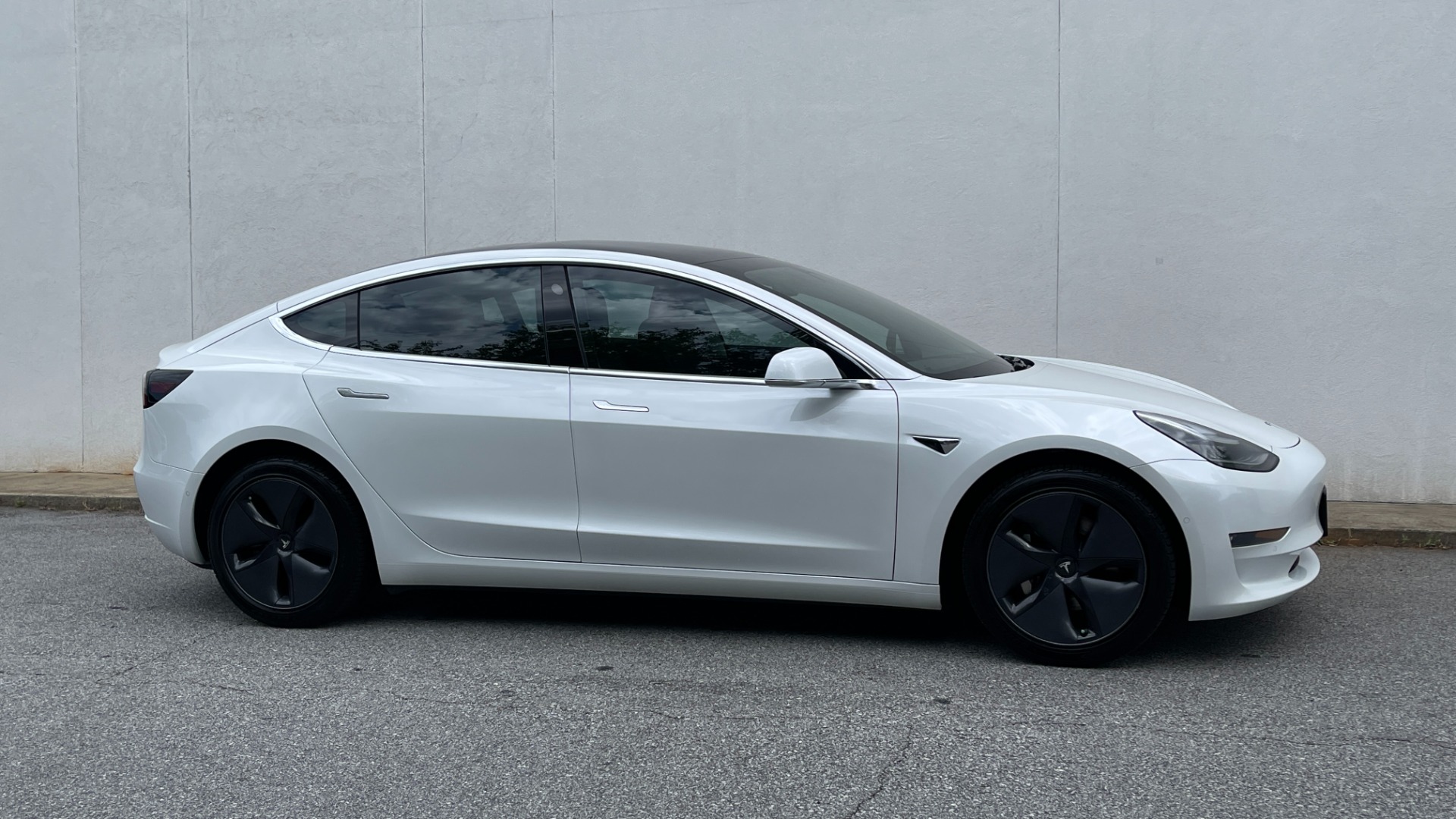 Used 2020 Tesla Model 3 Long Range / AUTOPILOT / ACCELERATION BOOST / STANDARD CONNECTIVITY for sale $56,995 at Formula Imports in Charlotte NC 28227 9