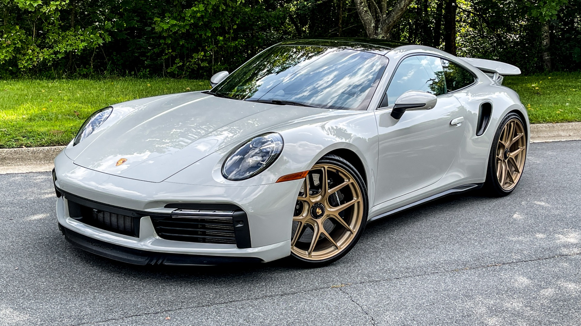 Used 2021 Porsche 911 Turbo S / HRE WHEELS / FRONT LIFT / MATRIX LIGHTS / PASM SUSPENSION for sale $299,000 at Formula Imports in Charlotte NC 28227 2