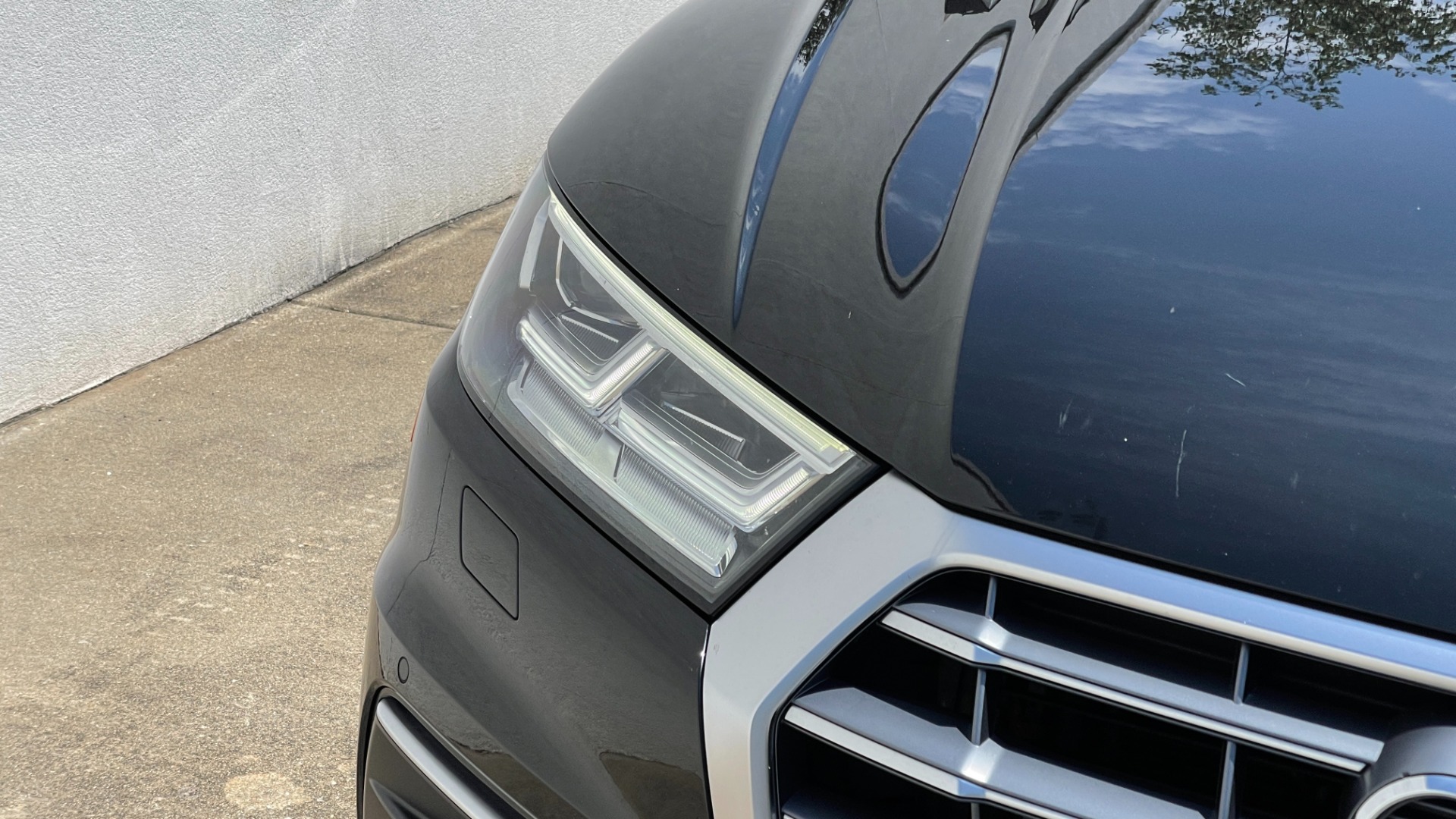 Used 2018 Audi Q5 PREMIUM PLUS / 20IN WHEELS / WARM WEATHER PACKAGE / AUDI CONNECT for sale $33,595 at Formula Imports in Charlotte NC 28227 47