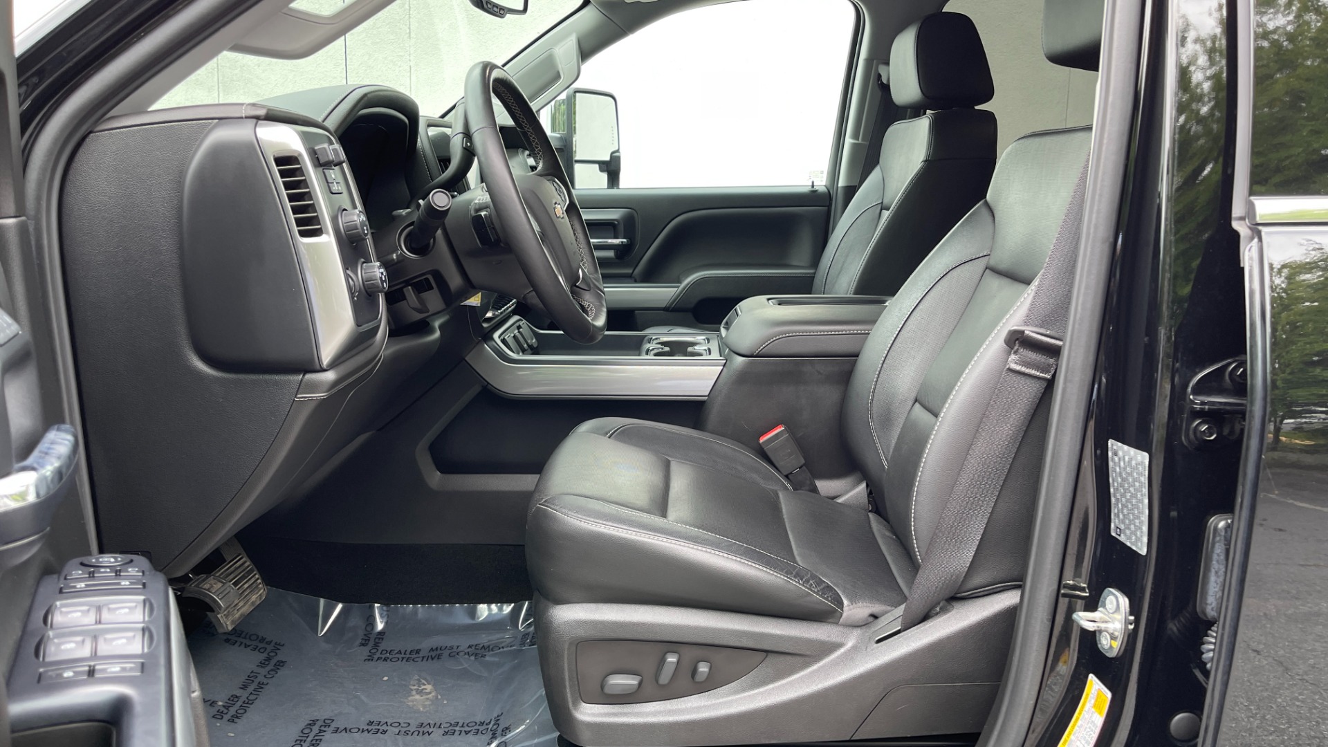 Used 2018 Chevrolet Silverado 3500HD LTZ / DURAMAX PLUS PACKAGE / SPORT EDITION / Z71 OFFROAD / SUNROOF / LEATHE for sale Sold at Formula Imports in Charlotte NC 28227 9