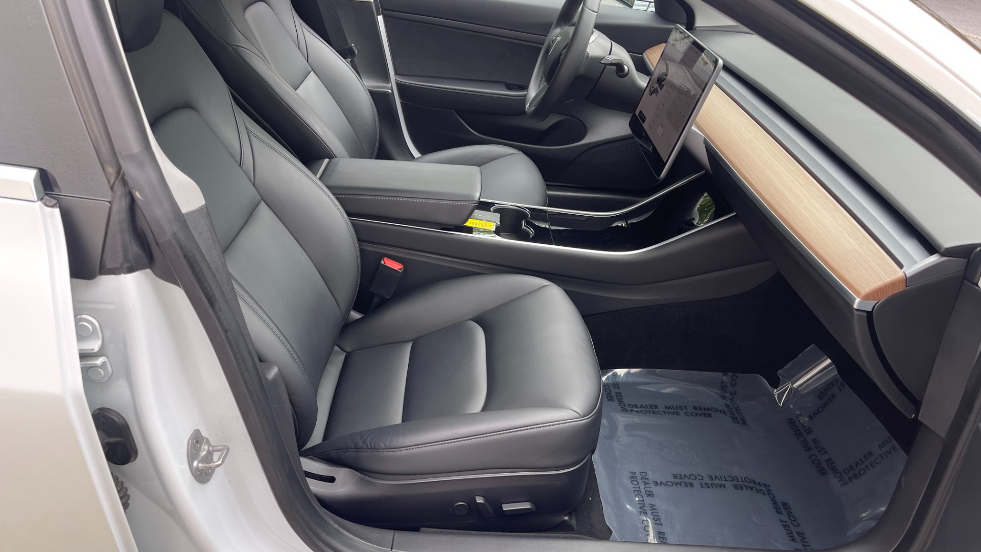 Used 2020 Tesla Model 3 STANDARD RANGE PLUS / AUTOPILOT / STANDARD CONNECTIVITY / PEARL WHITE for sale Sold at Formula Imports in Charlotte NC 28227 13