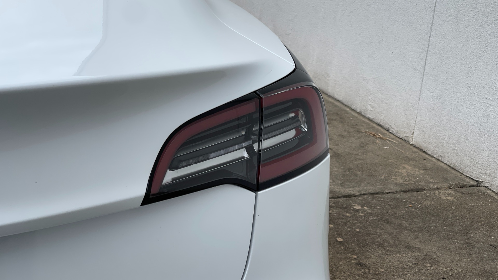 Used 2020 Tesla Model 3 STANDARD RANGE PLUS / AUTOPILOT / STANDARD CONNECTIVITY / PEARL WHITE for sale Sold at Formula Imports in Charlotte NC 28227 30