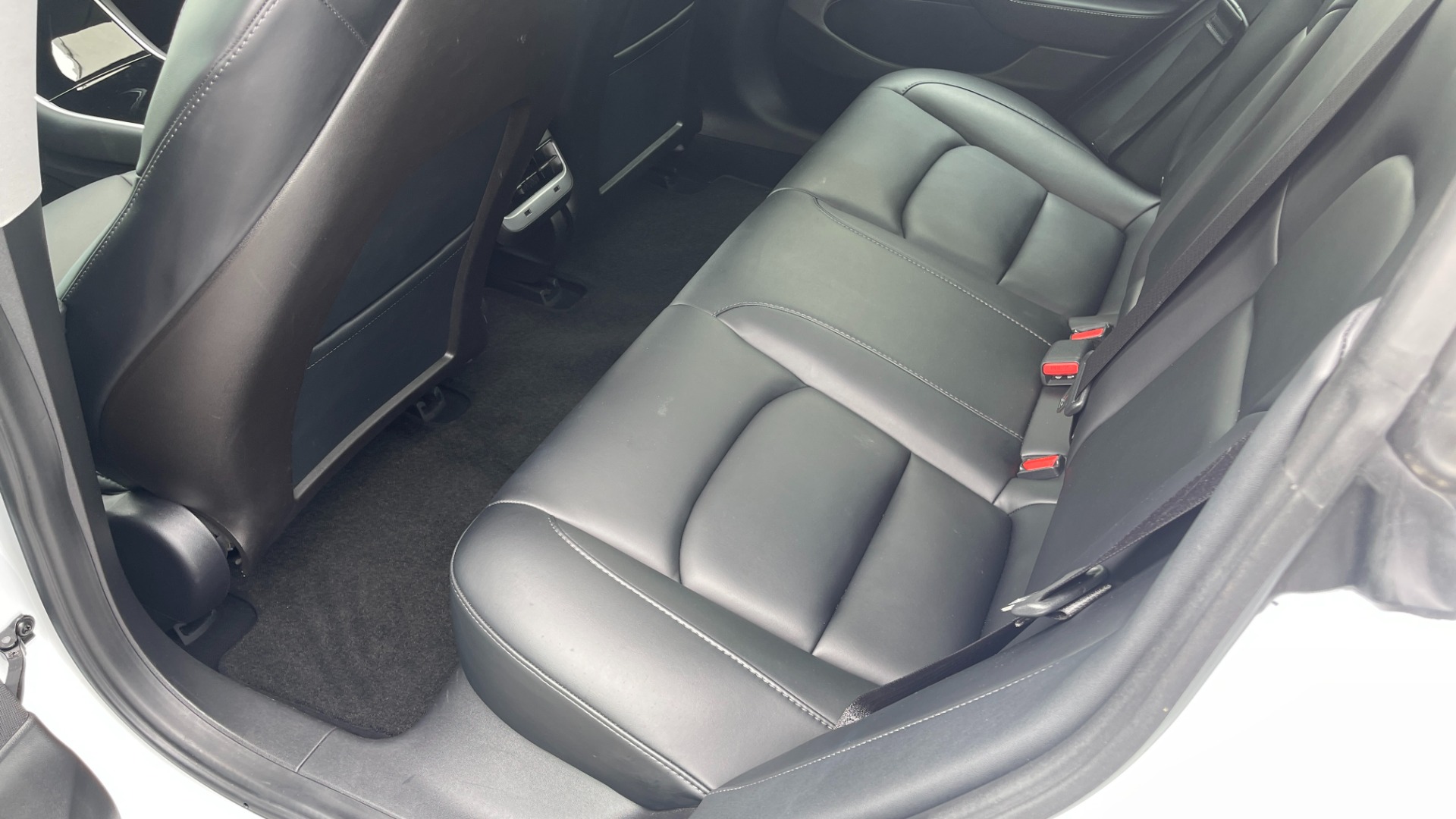 Used 2020 Tesla Model 3 STANDARD RANGE PLUS / AUTOPILOT / STANDARD CONNECTIVITY / PEARL WHITE for sale Sold at Formula Imports in Charlotte NC 28227 35
